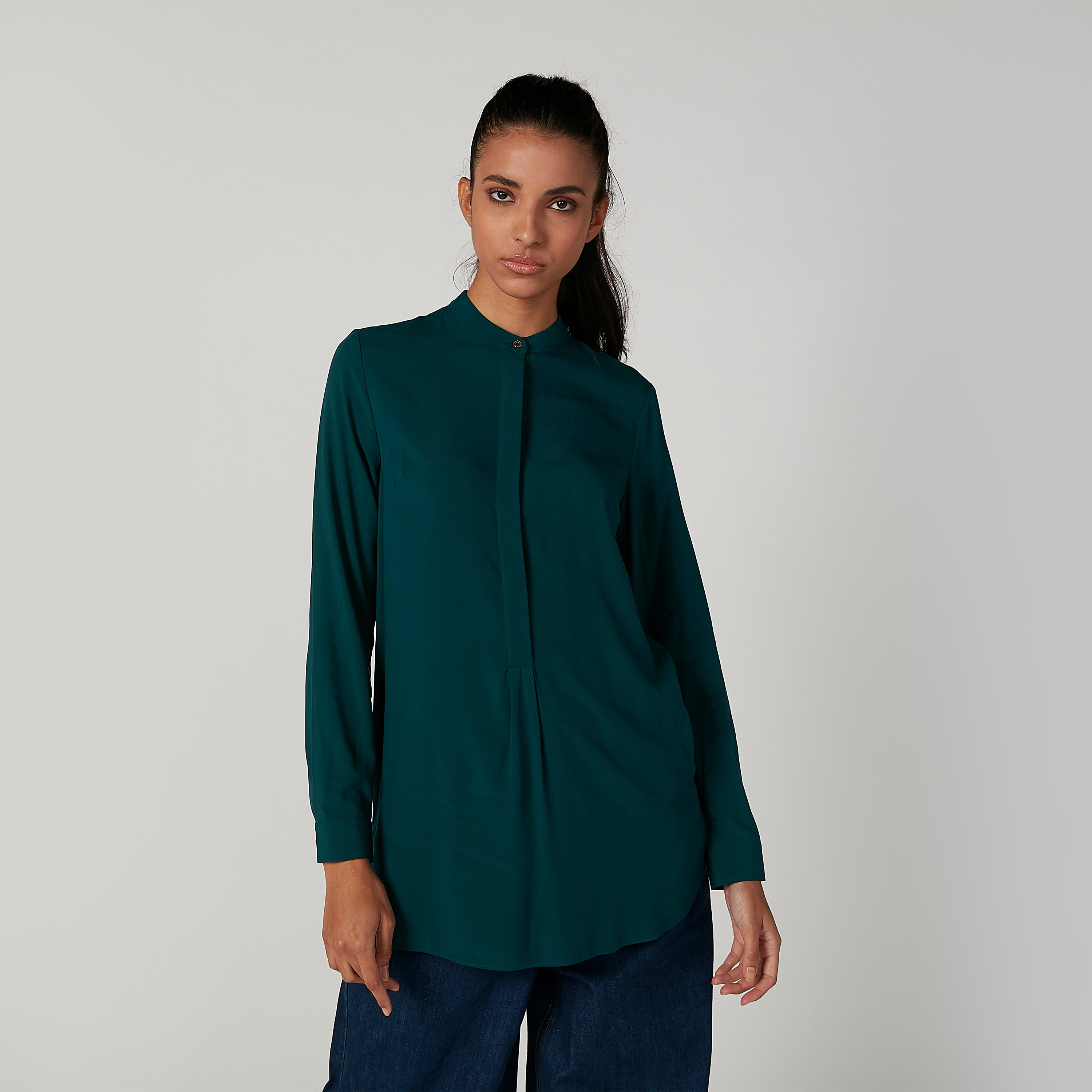 بلوزة سادة بياقة ماندارين وأكمام طويلة من آيكونيك-women-clothing-shirtsandblouses-blouses-image-1