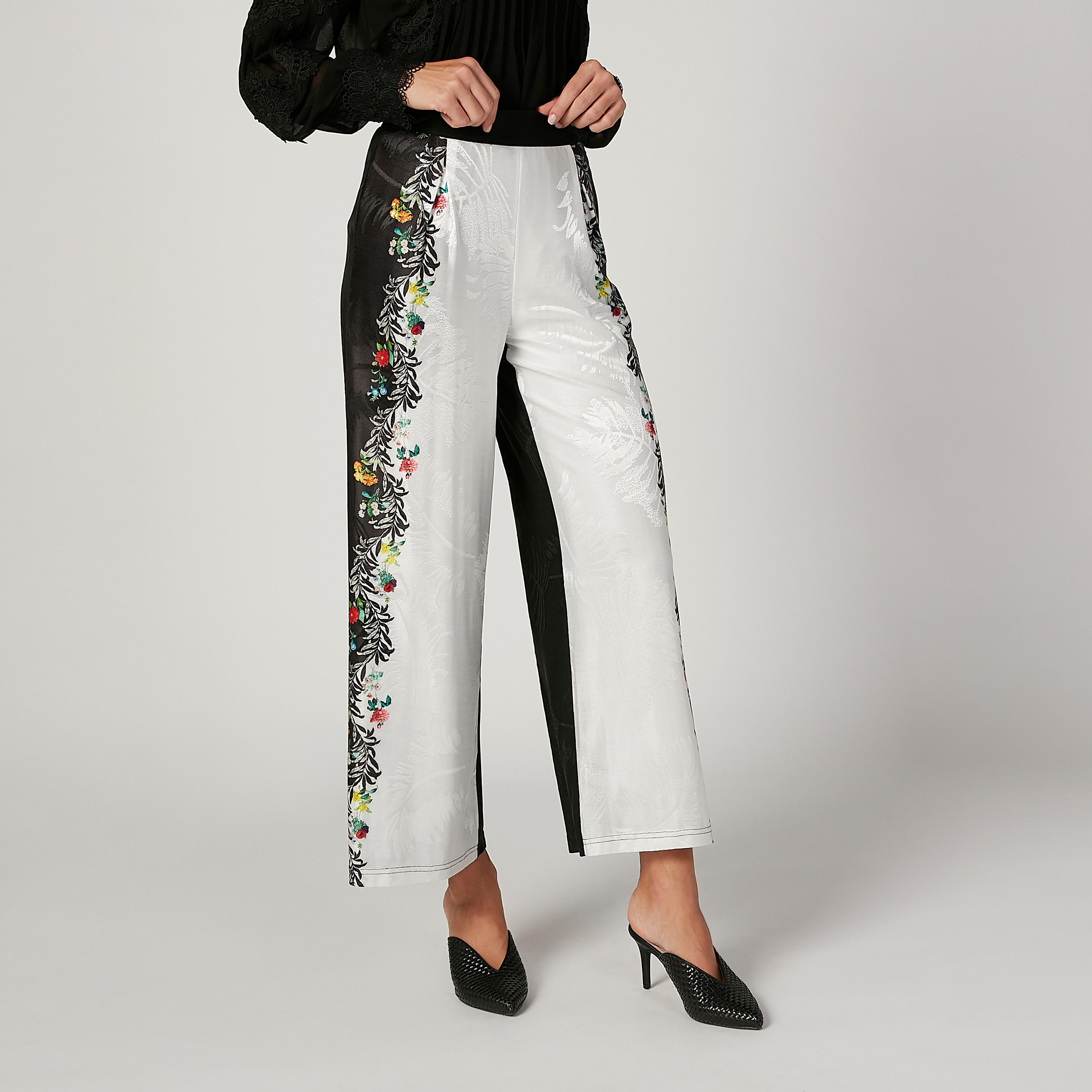 Iconic Floral Printed Mid Waist Pants with Pocket Detail-women-clothing-bottoms-trousers-image-1