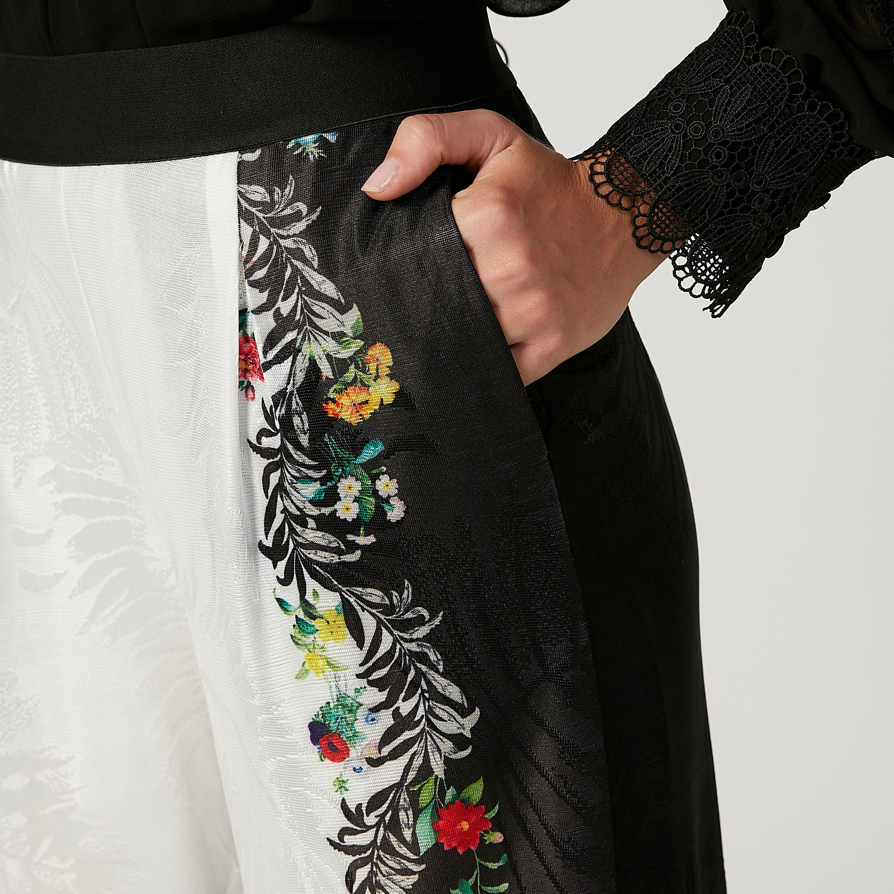 Iconic Floral Printed Mid Waist Pants with Pocket Detail-women-clothing-bottoms-trousers-image-3