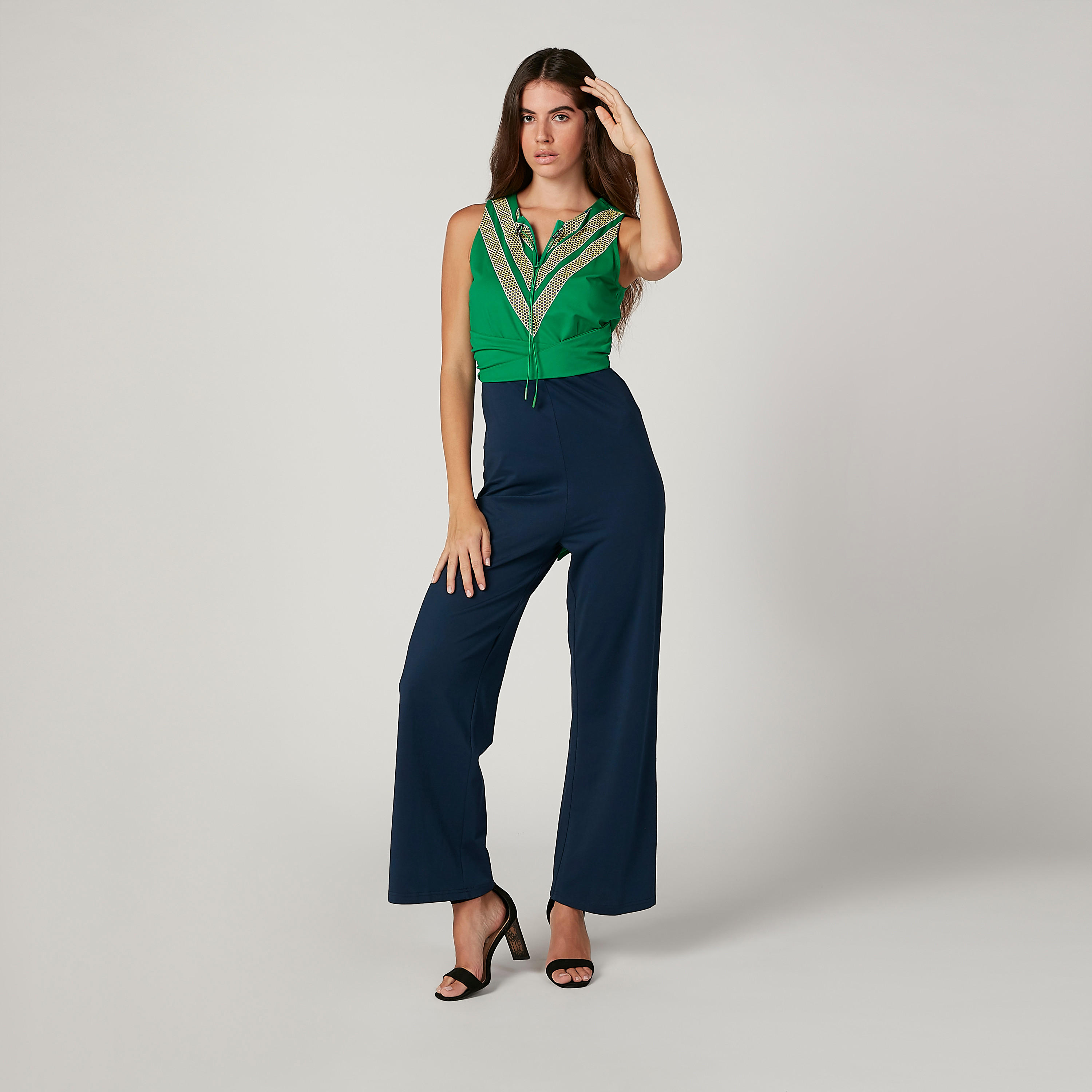 أفرول دون أكمام بأربطة من آيكونيك-women-clothing-jumpsuits-image-1