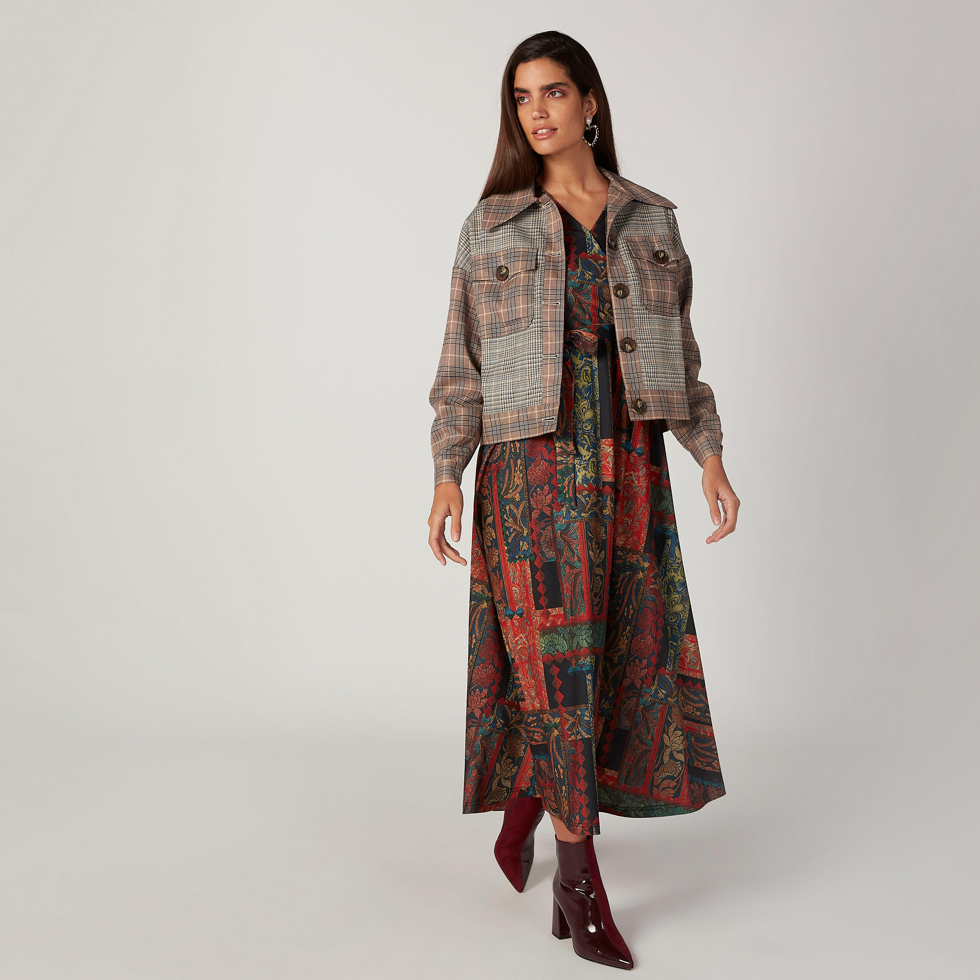 جاكيت كاروهات بأكمام طويلة وجيوب بطيّة من آيكونيك-women-winterwear-coatsandjackets-jackets-image-2
