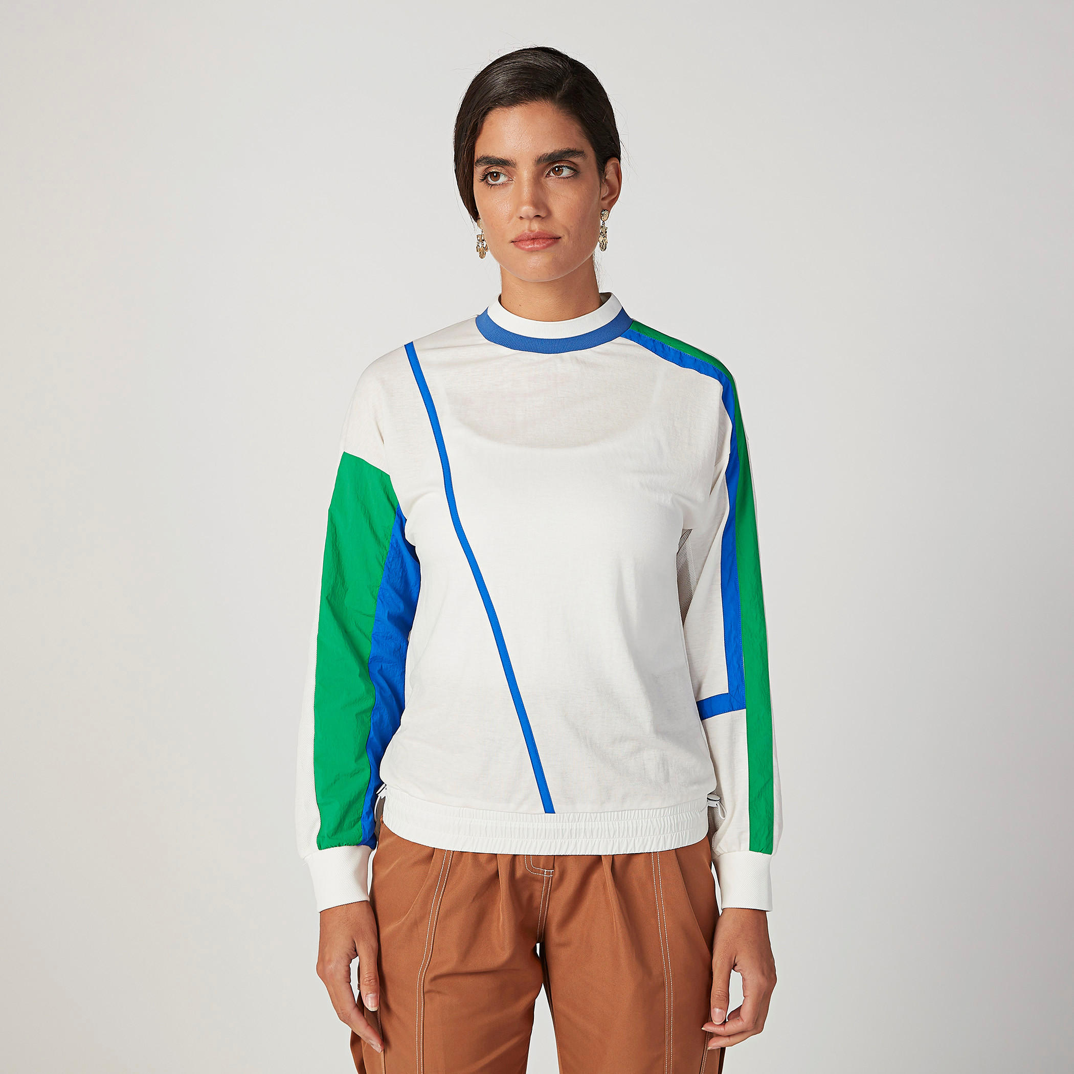 بلوزة بنمط كتل الألوان بياقة مستديرة وأكمام طويلة من آيكونيك-women-clothing-shirtsandblouses-blouses-image-1