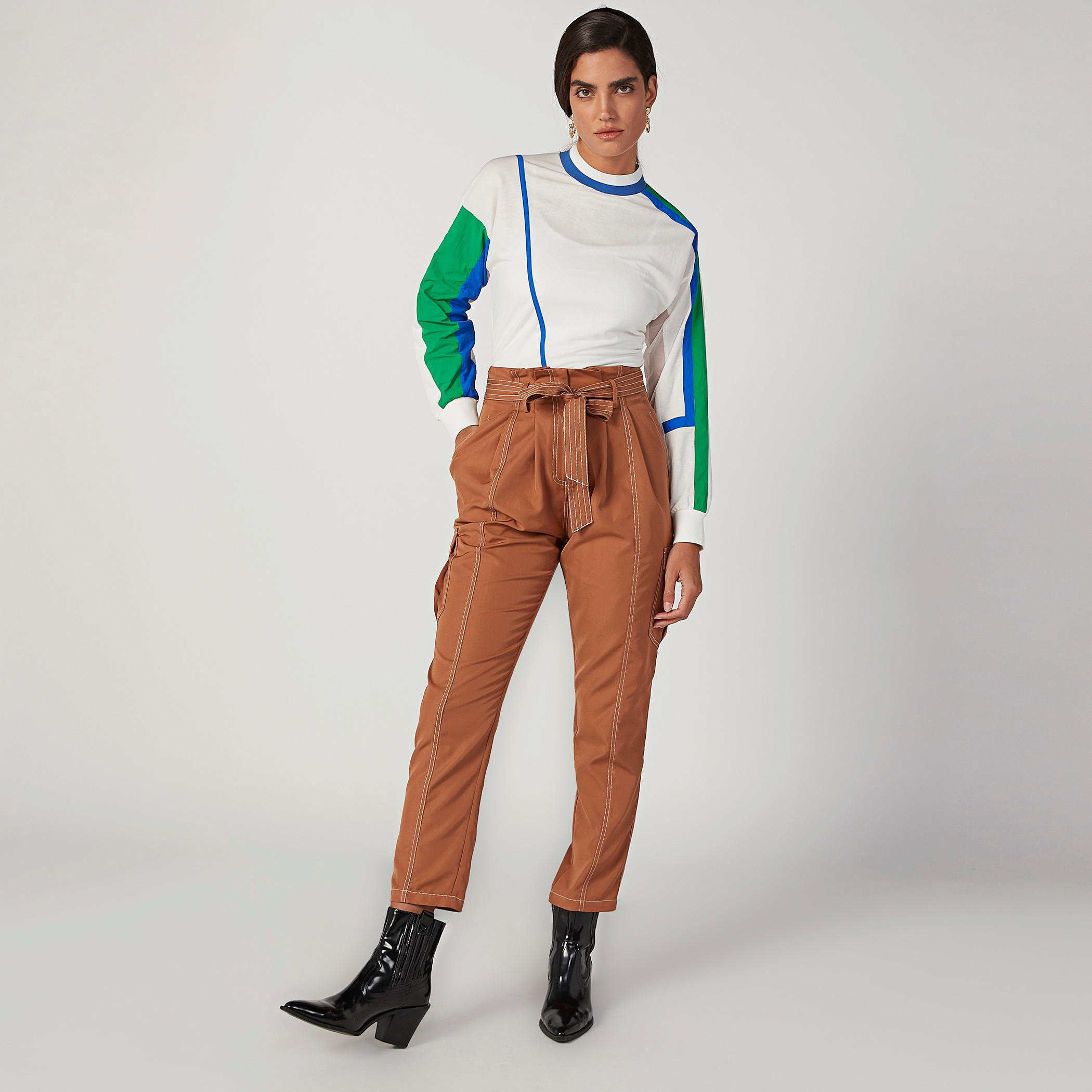 بلوزة بنمط كتل الألوان بياقة مستديرة وأكمام طويلة من آيكونيك-women-clothing-shirtsandblouses-blouses-image-2