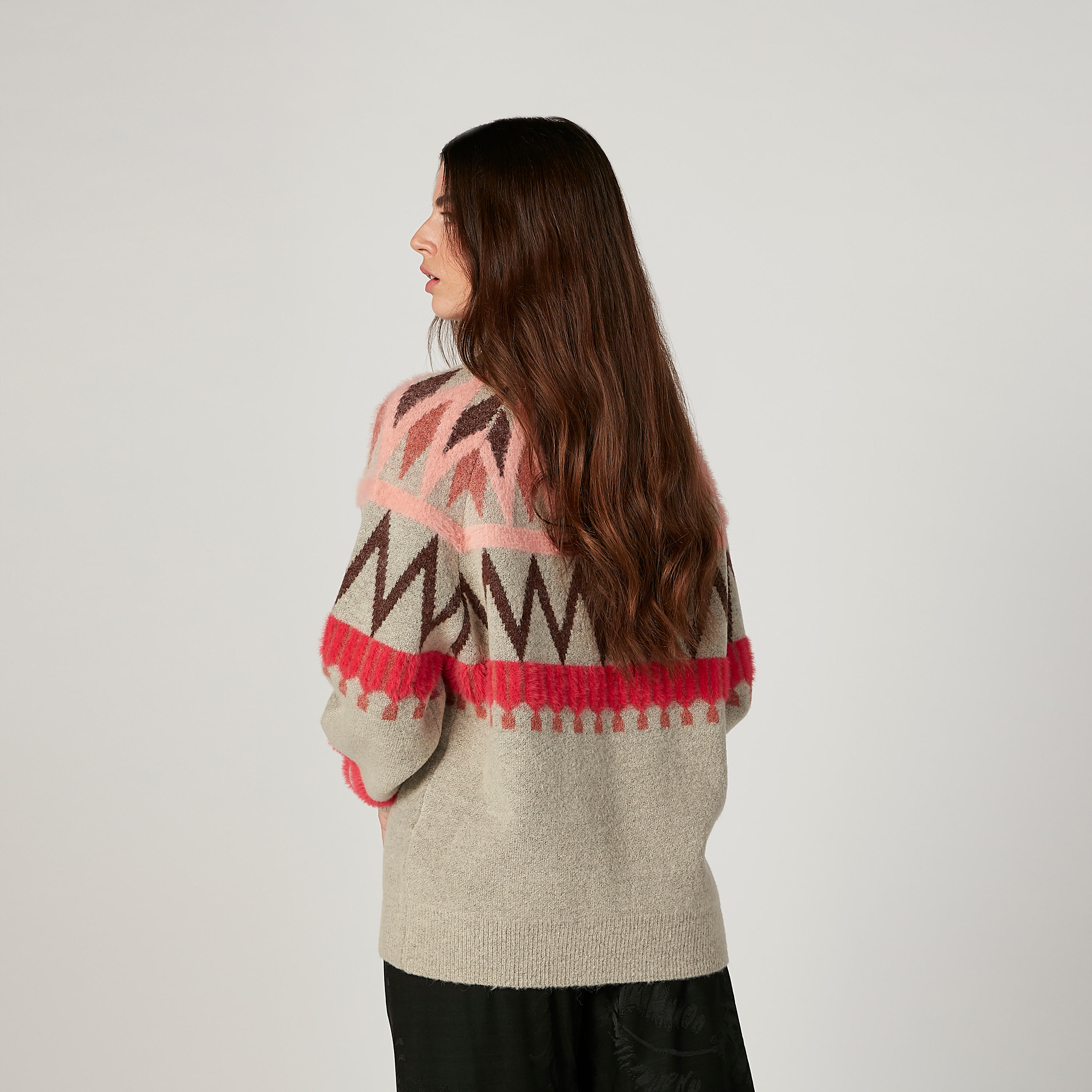 كنزة سليم بارزة الملمس بياقة مستديرة  وأكمام طويلة من آيكونيك-women-clothing-cardigansandjumpers-jumpers-image-4
