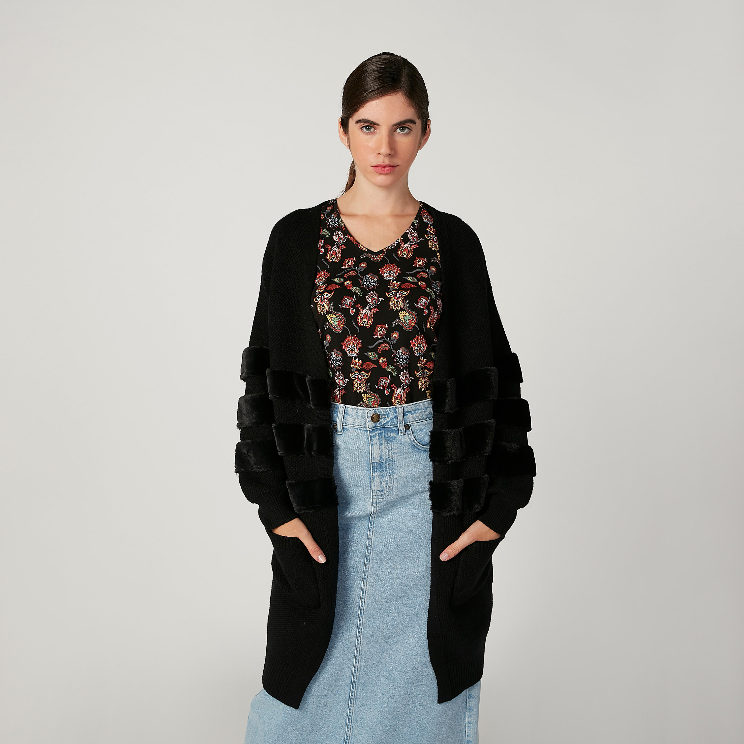 كارديجان طويل بارز الملمس بأكمام طويلة وجيوب من آيكونيك-women-winterwear-cardigansandjumpers-cardigans-image-1