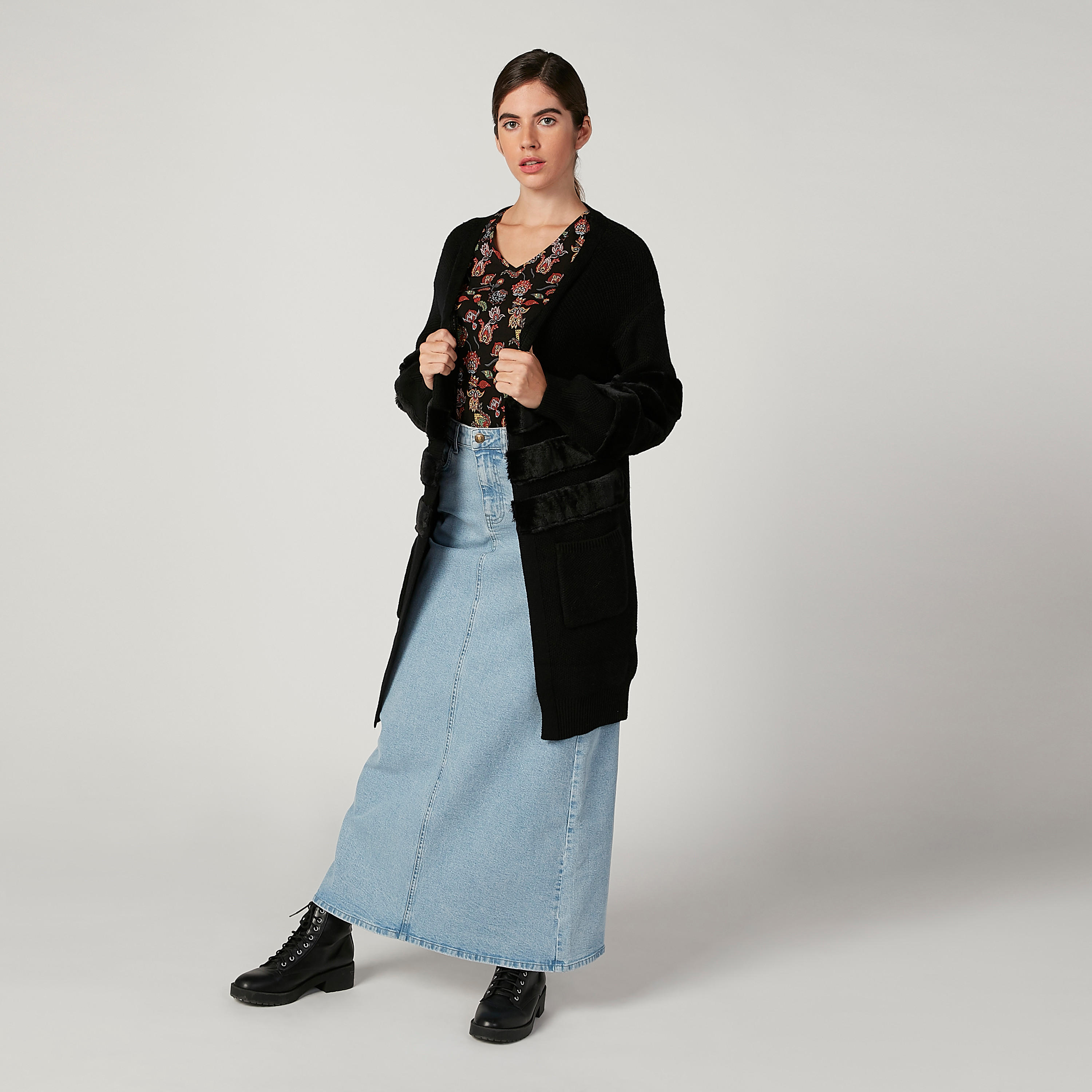 كارديجان طويل بارز الملمس بأكمام طويلة وجيوب من آيكونيك-women-winterwear-cardigansandjumpers-cardigans-image-2