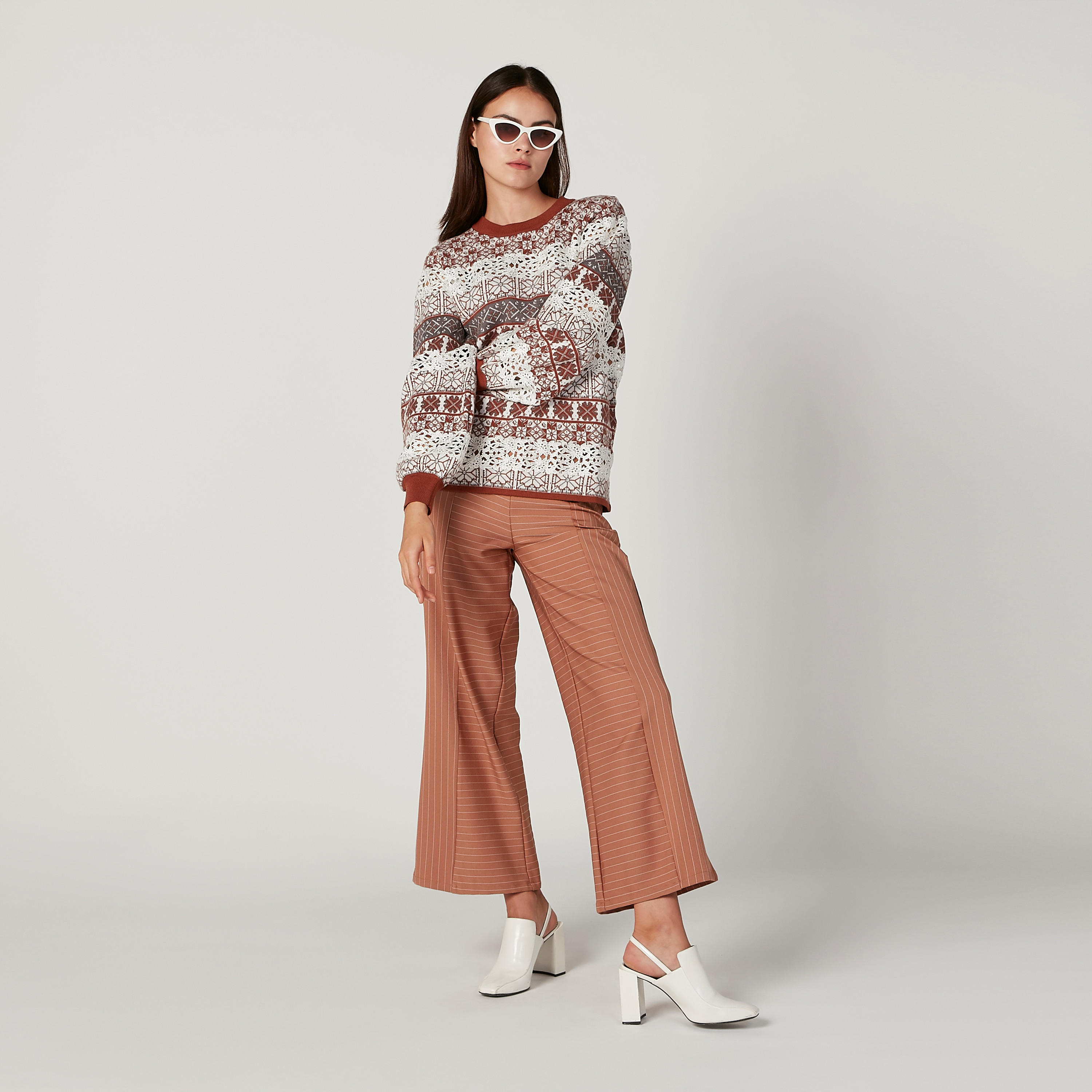 كنزة بقصّة واسعة بياقة مستديرة وأكمام طويلة من آيكونيك-women-clothing-cardigansandjumpers-jumpers-image-2