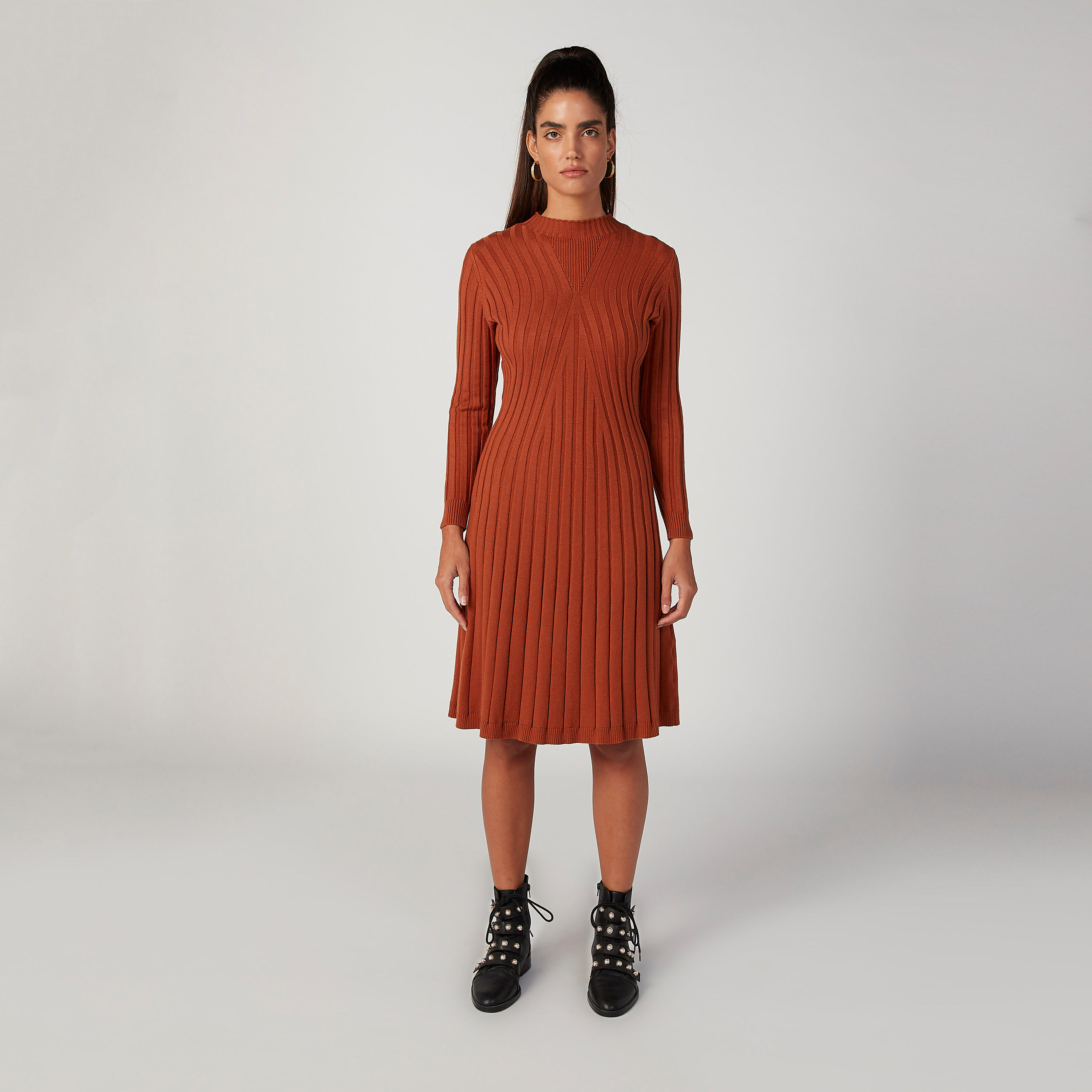 فستان ميدي إيه لاين بارز الملمس بياقة عالية وأكمام طويلة من آيكونيك-women-clothing-dresses-image-1