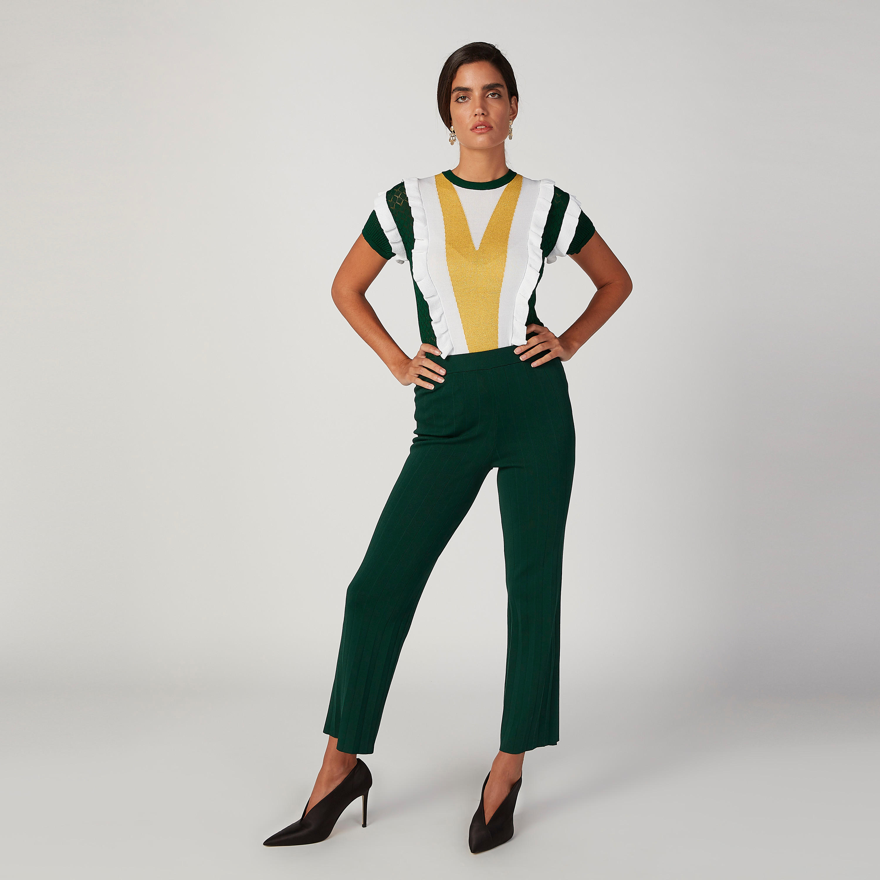 بلوزة سليم بارزة الملمس بياقة مستديرة وأكمام قصيرة من آيكونيك-women-clothing-shirtsandblouses-blouses-image-2