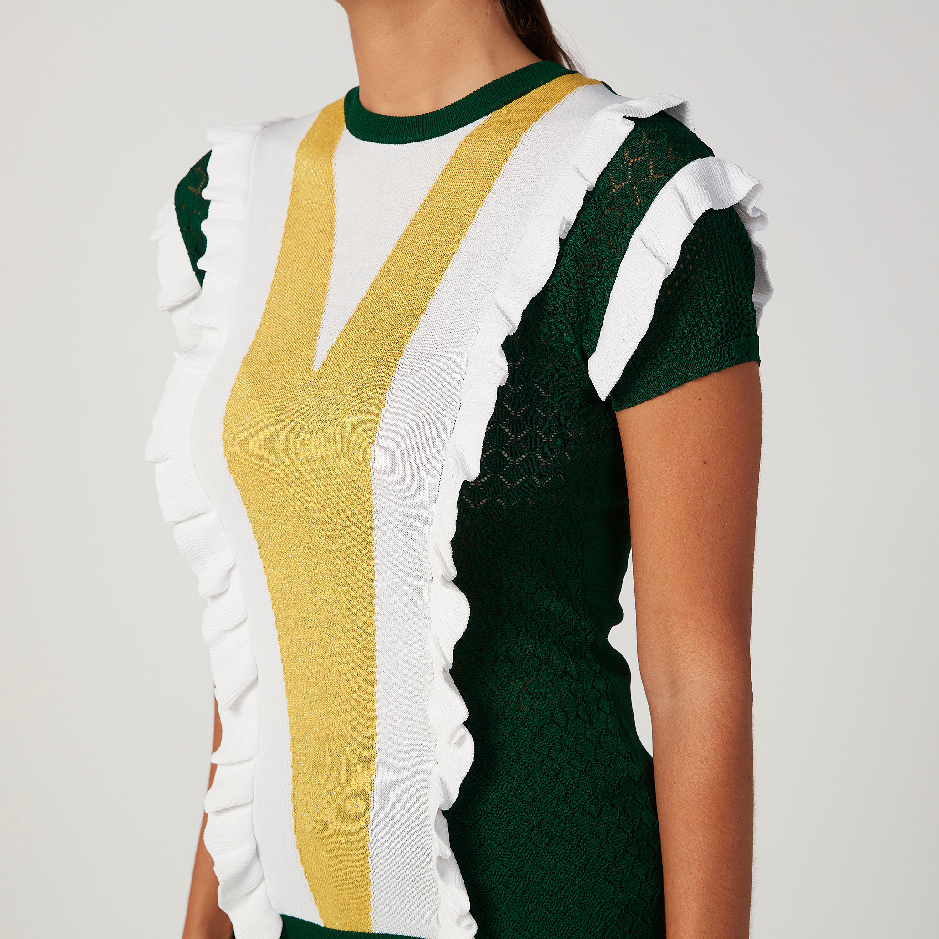بلوزة سليم بارزة الملمس بياقة مستديرة وأكمام قصيرة من آيكونيك-women-clothing-shirtsandblouses-blouses-image-3