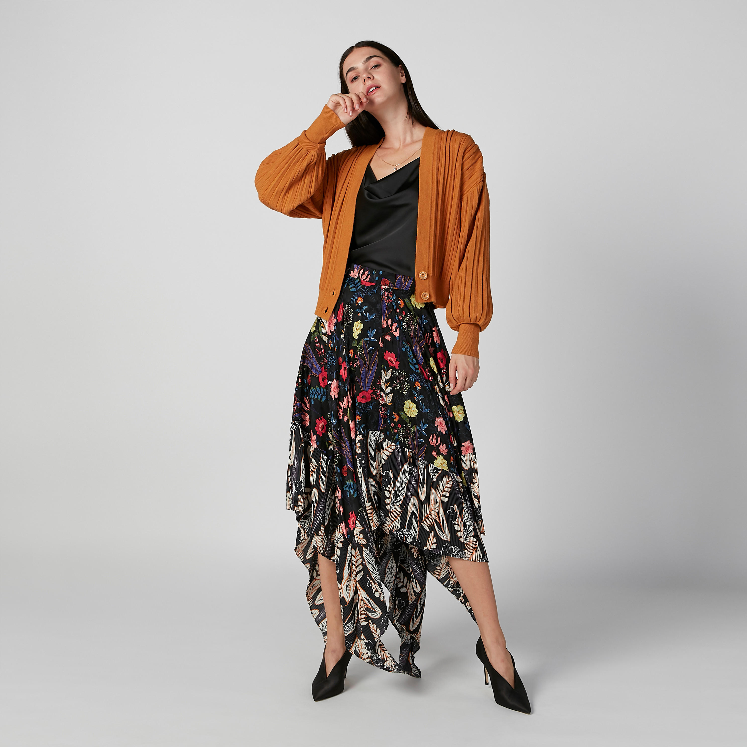 كارديجان سليم بارز الملمس بأكمام طويلة من آيكونيك-women-winterwear-cardigansandjumpers-cardigans-image-2