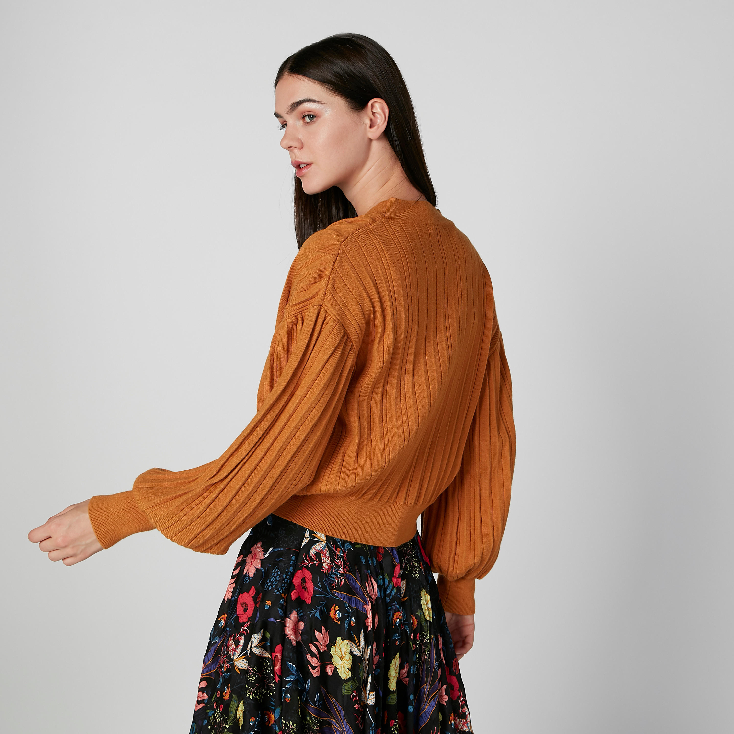 كارديجان سليم بارز الملمس بأكمام طويلة من آيكونيك-women-winterwear-cardigansandjumpers-cardigans-image-4