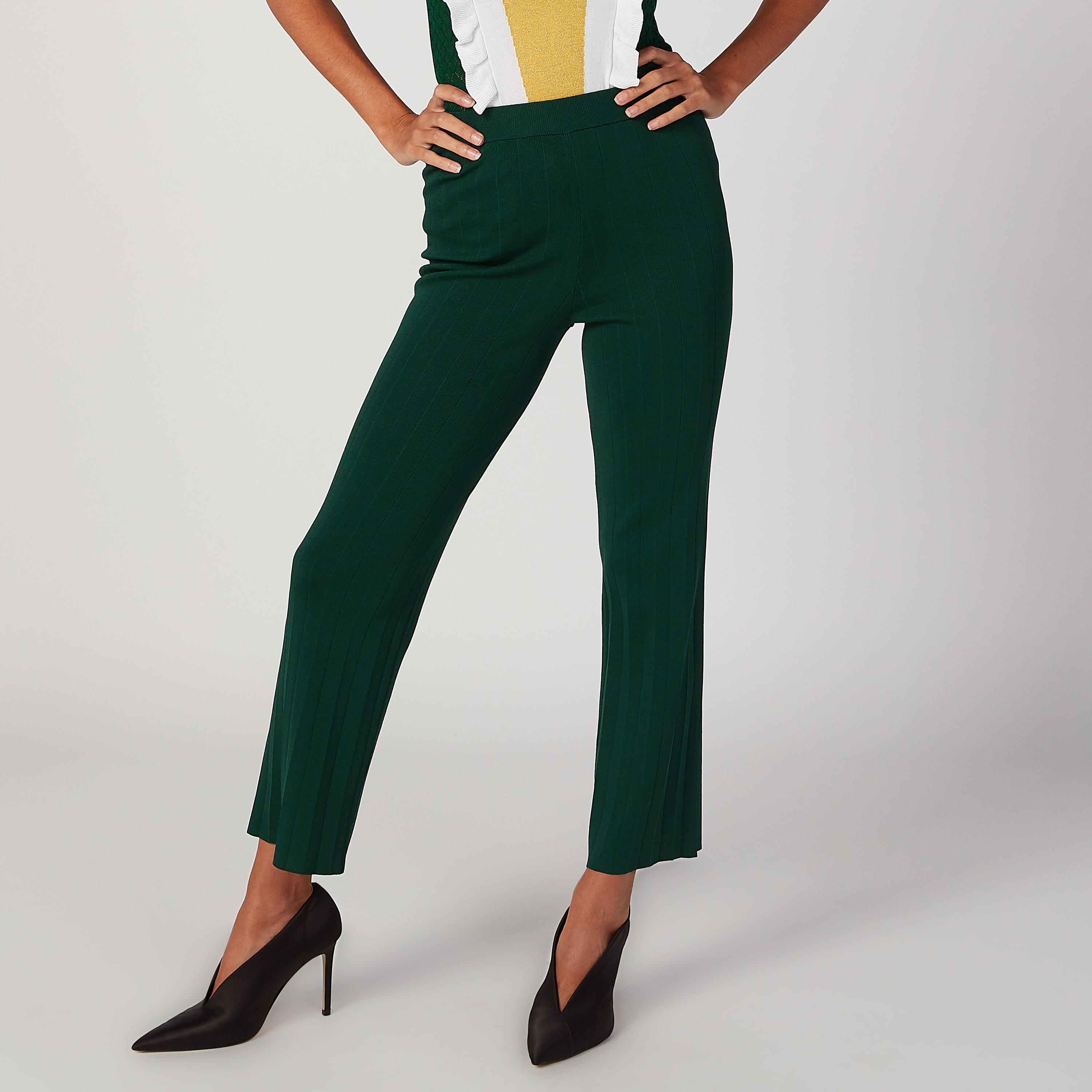 بنطلون بارز الملمس بقصّة واسعة وخصر مطّاطي متوسط الارتفاع من آيكونيك-women-clothing-bottoms-trousers-image-1