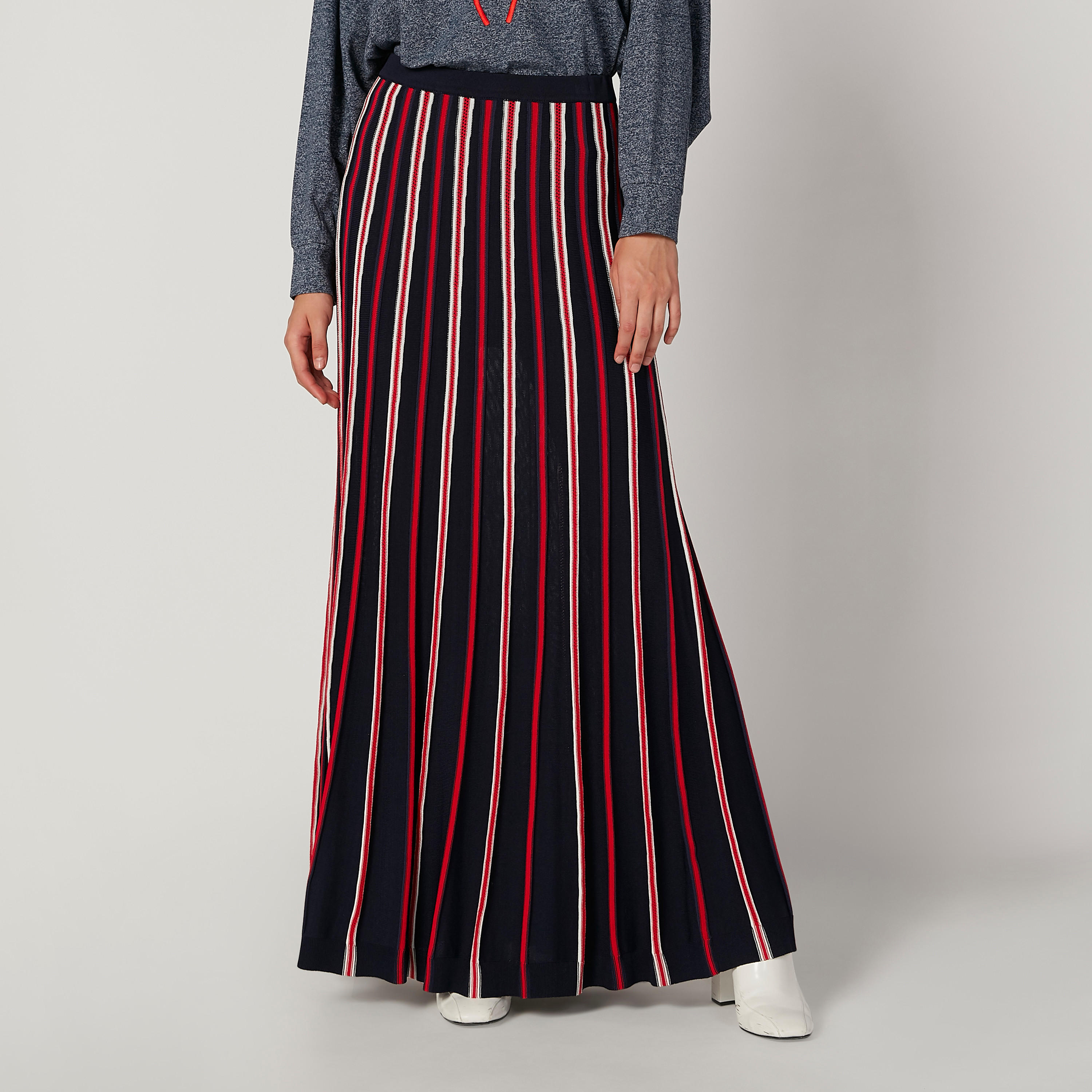 تنورة طويلة إيه لاين مخططة بخصر مطّاطي من آيكونيك-women-clothing-bottoms-skirts-image-1