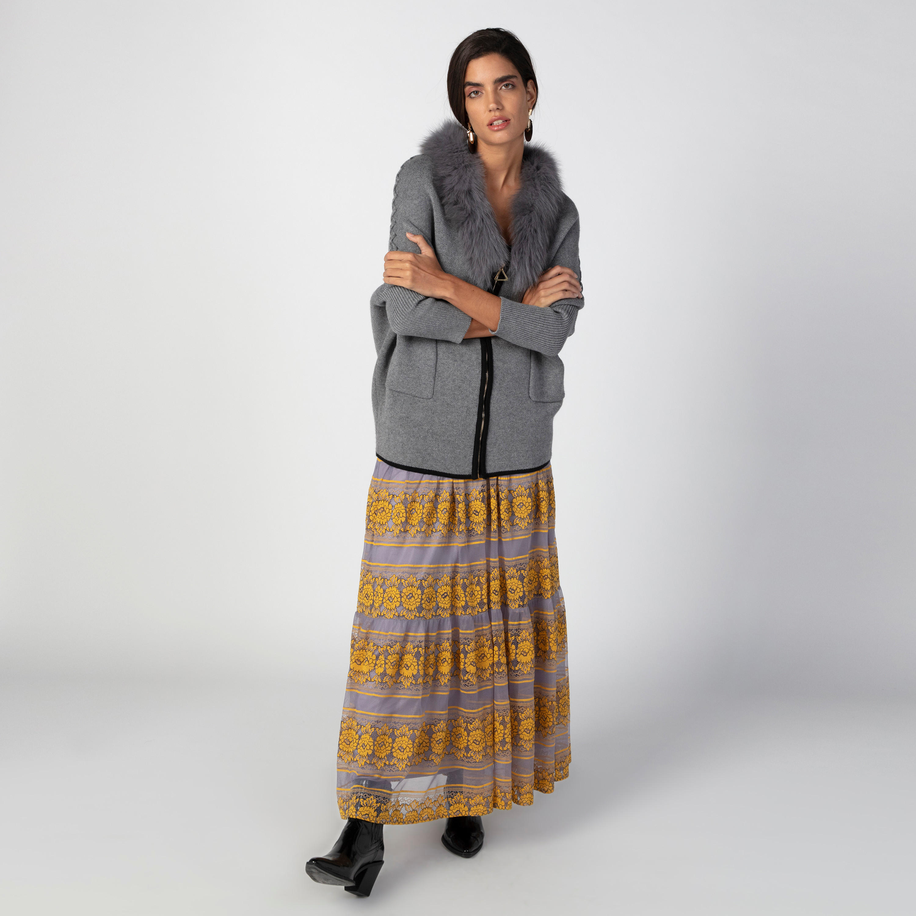 تنورة ماكسي إيه لاين بخصر مطّاطي وطبعات زهرية من آيكونيك-women-clothing-bottoms-skirts-image-2
