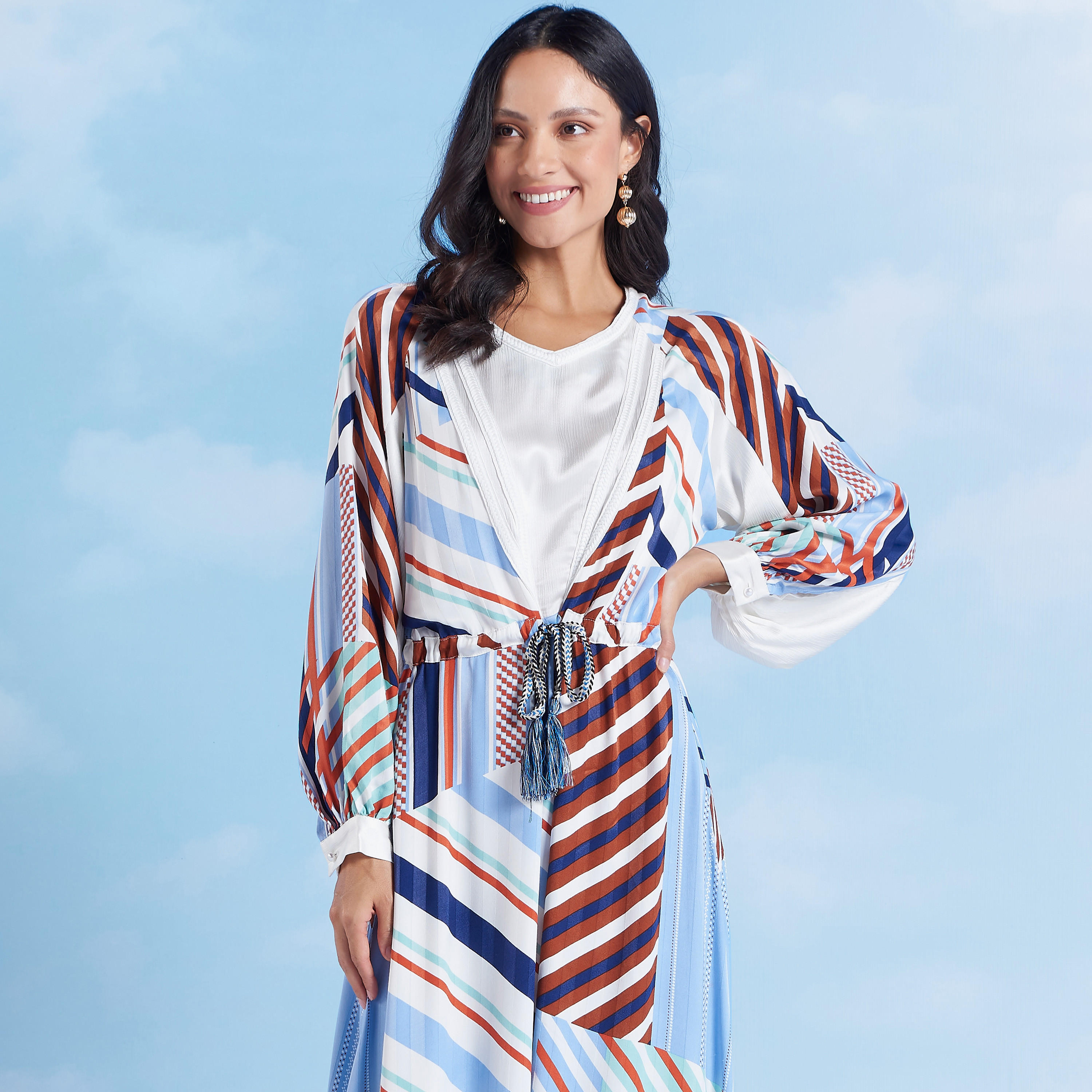 فستان طويل ايه لاين بأكمام بيشوب وأربطة وطبعات من آيكونيك-women-clothing-dresses-image-2