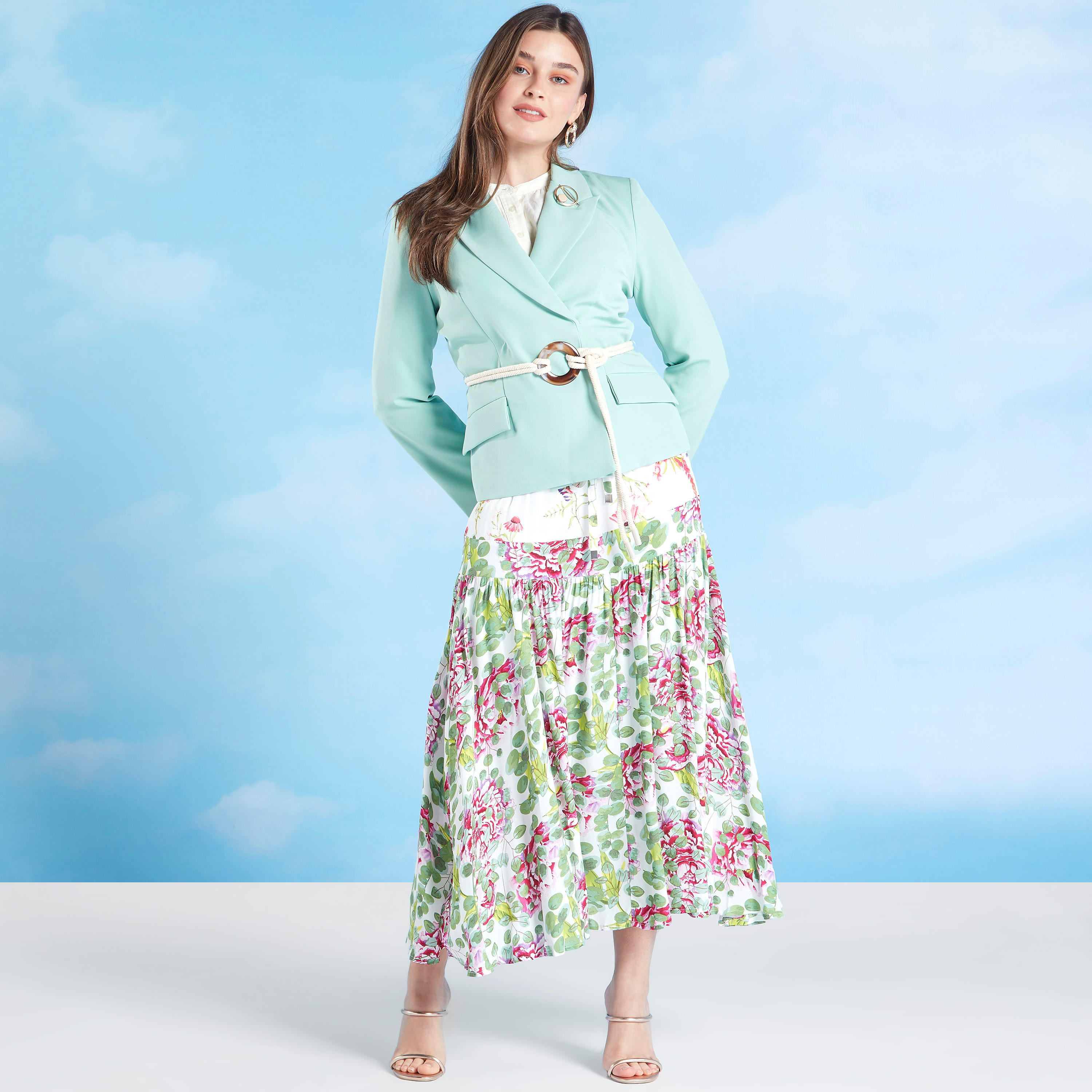 جاكيت بليزر رسمي سادة بياقة مطوية وأكمام طويلة من آيكونك-women-clothing-coatsandjackets-blazers-image-5
