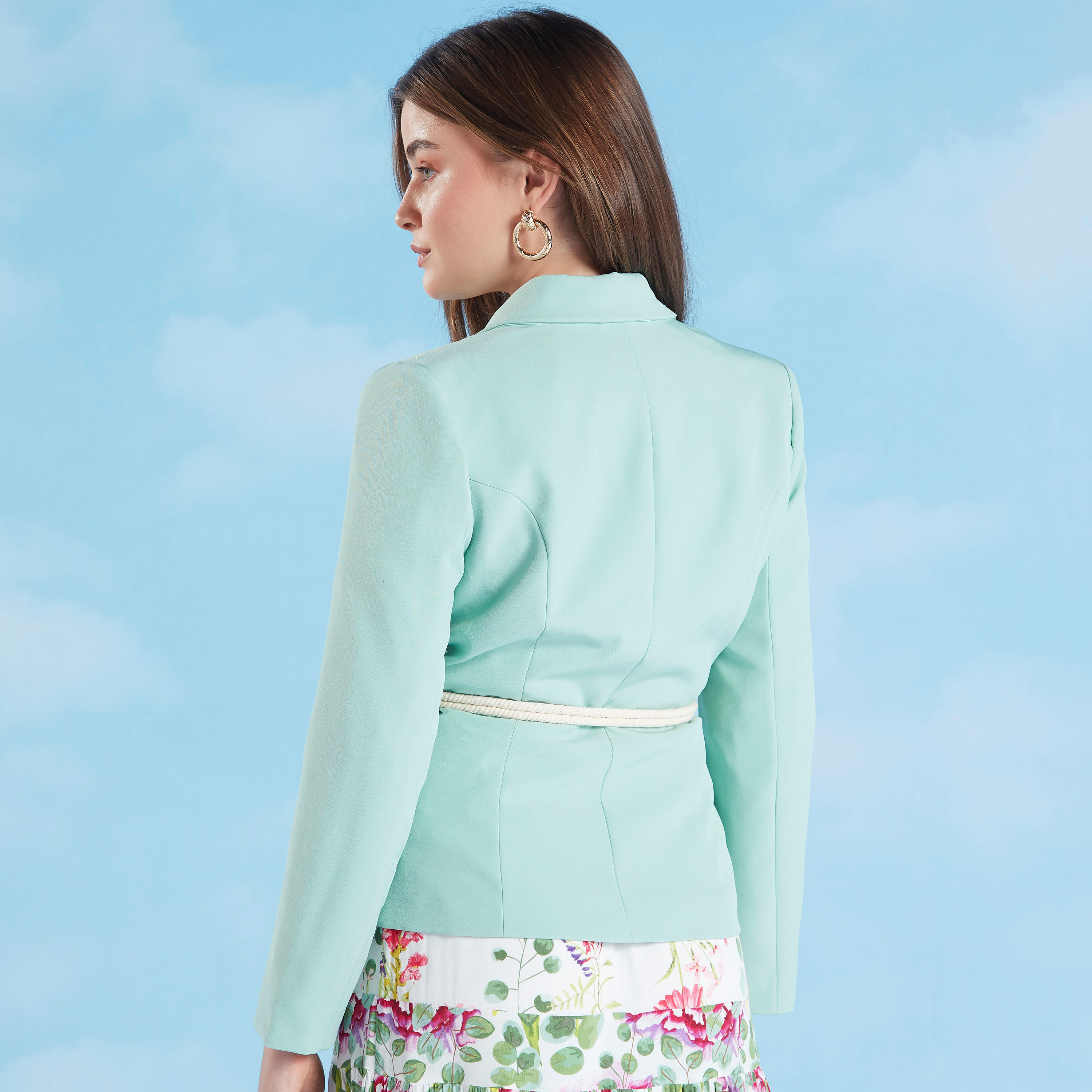 جاكيت بليزر رسمي سادة بياقة مطوية وأكمام طويلة من آيكونك-women-clothing-coatsandjackets-blazers-image-1