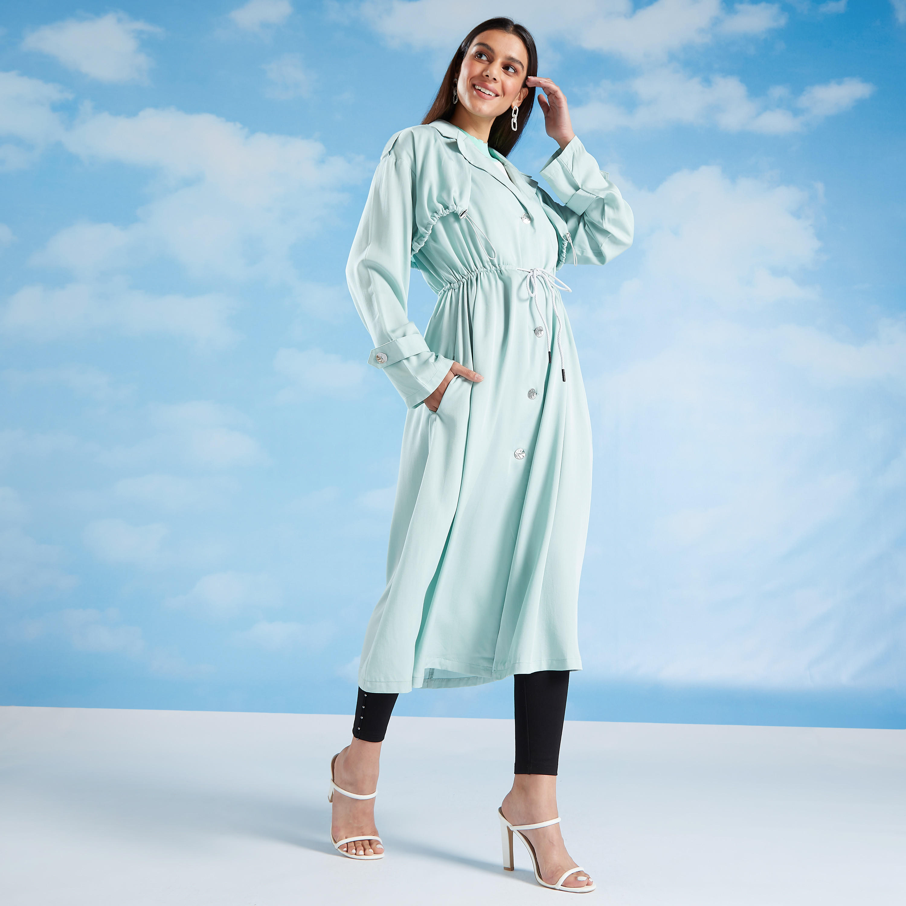 جاكيت سادة بأكمام طويلة من آيكونيك-women-winterwear-coatsandjackets-jackets-image-2