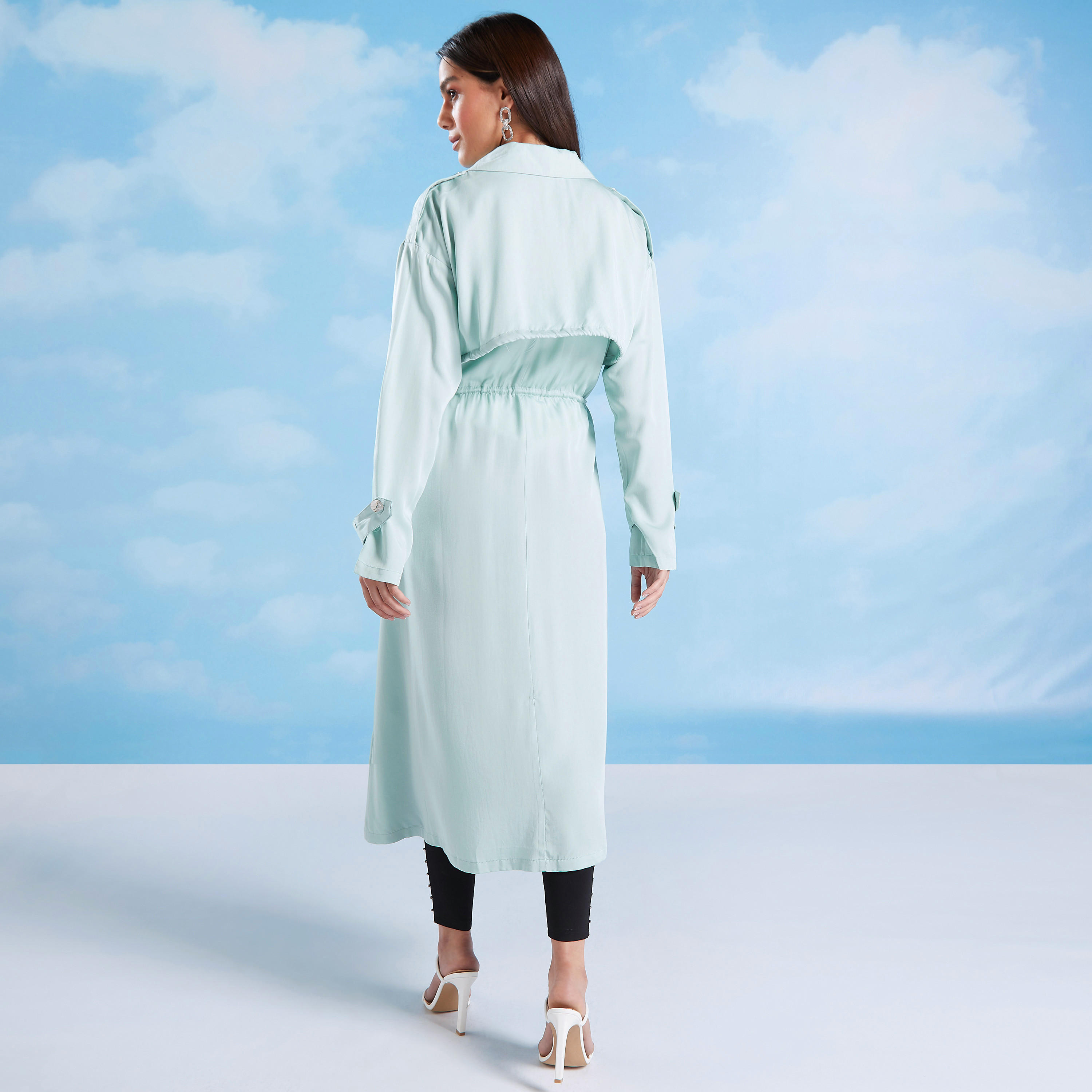 جاكيت سادة بأكمام طويلة من آيكونيك-women-winterwear-coatsandjackets-jackets-image-4