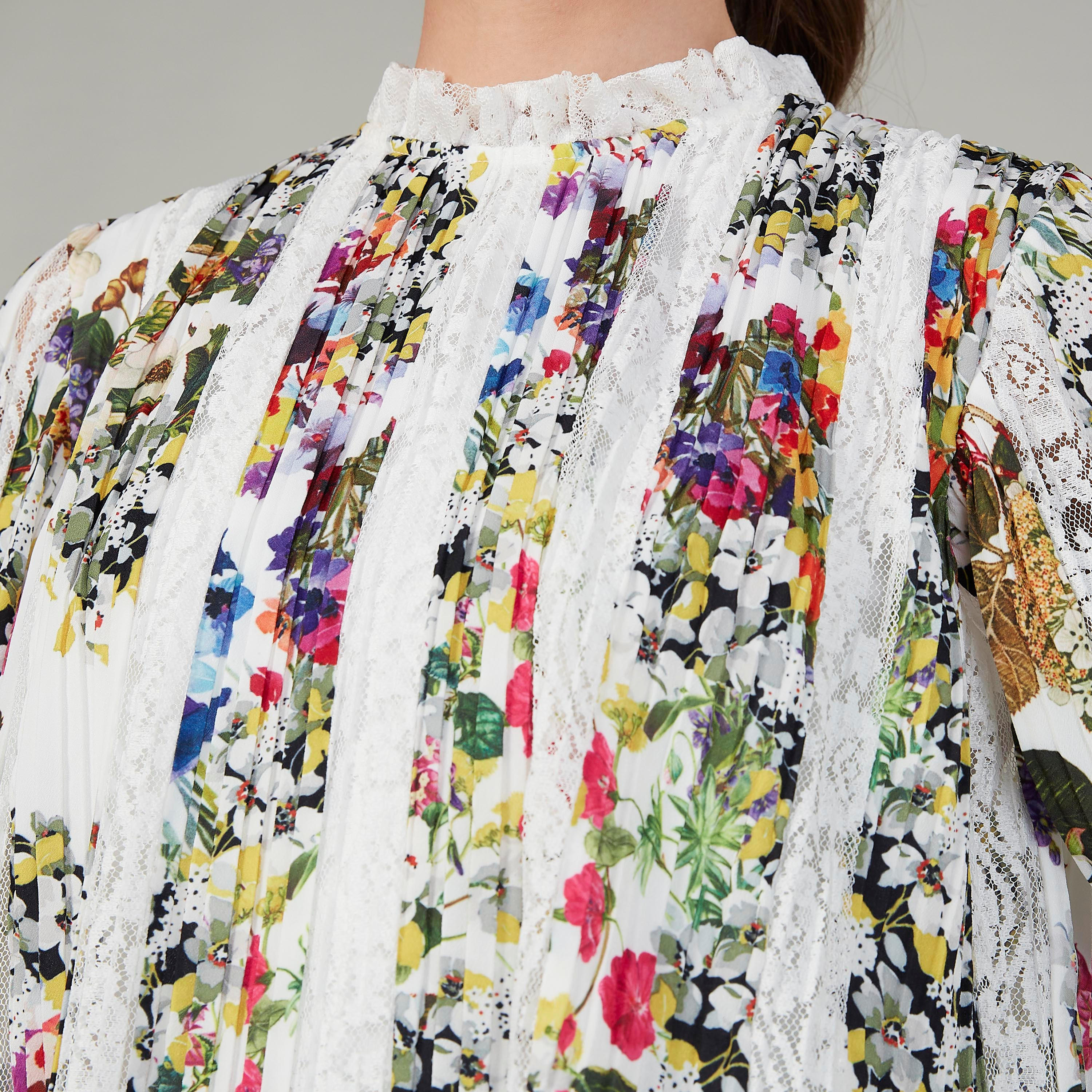 بلوزة بياقة عالية وأكمام طويلة وطبعات زهرية من آيكونيك-women-clothing-shirtsandblouses-blouses-image-3
