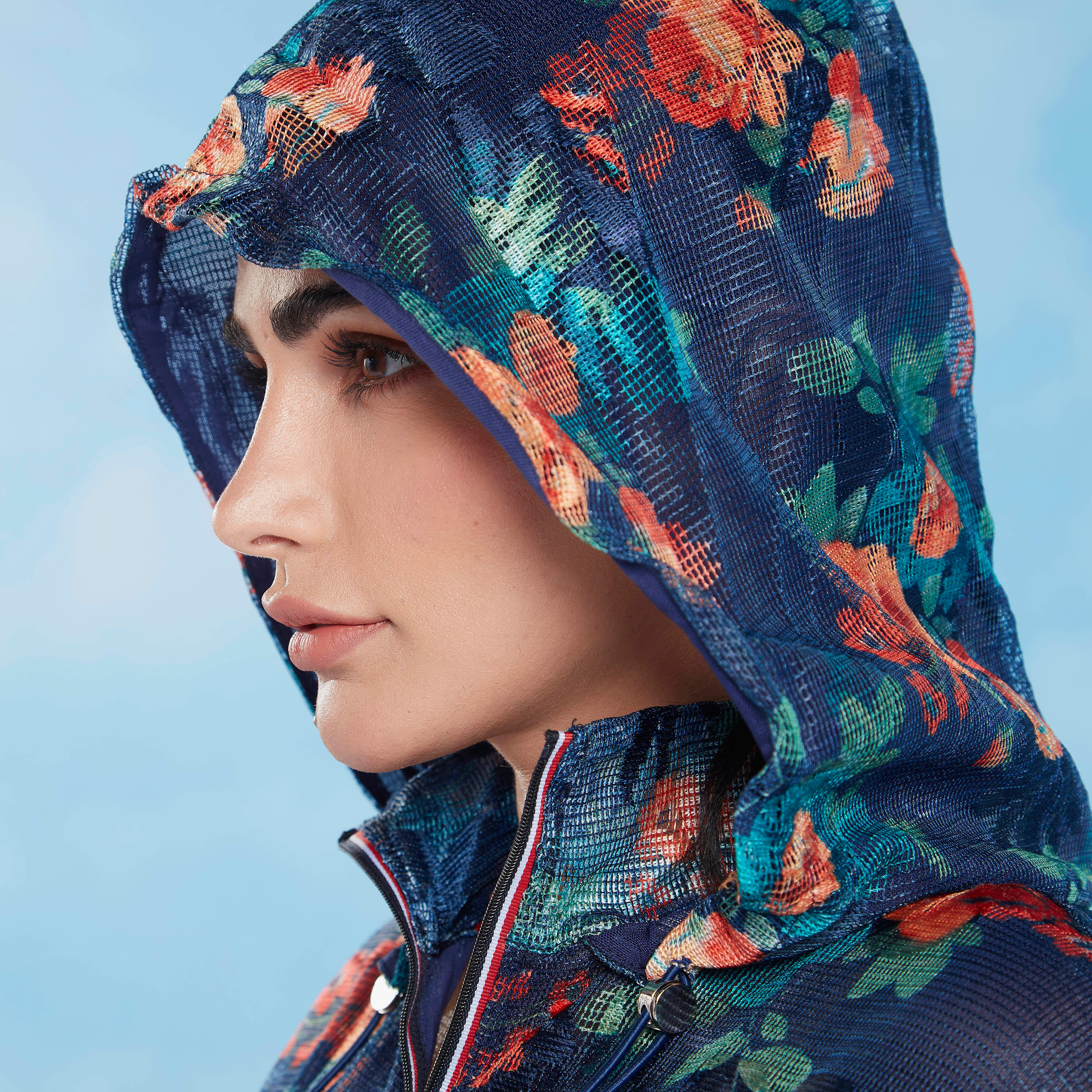 كارديجان طويل بأكمام طويلة وجيوب بطبعات زهرية من آيكونيك-women-winterwear-coatsandjackets-jackets-image-5