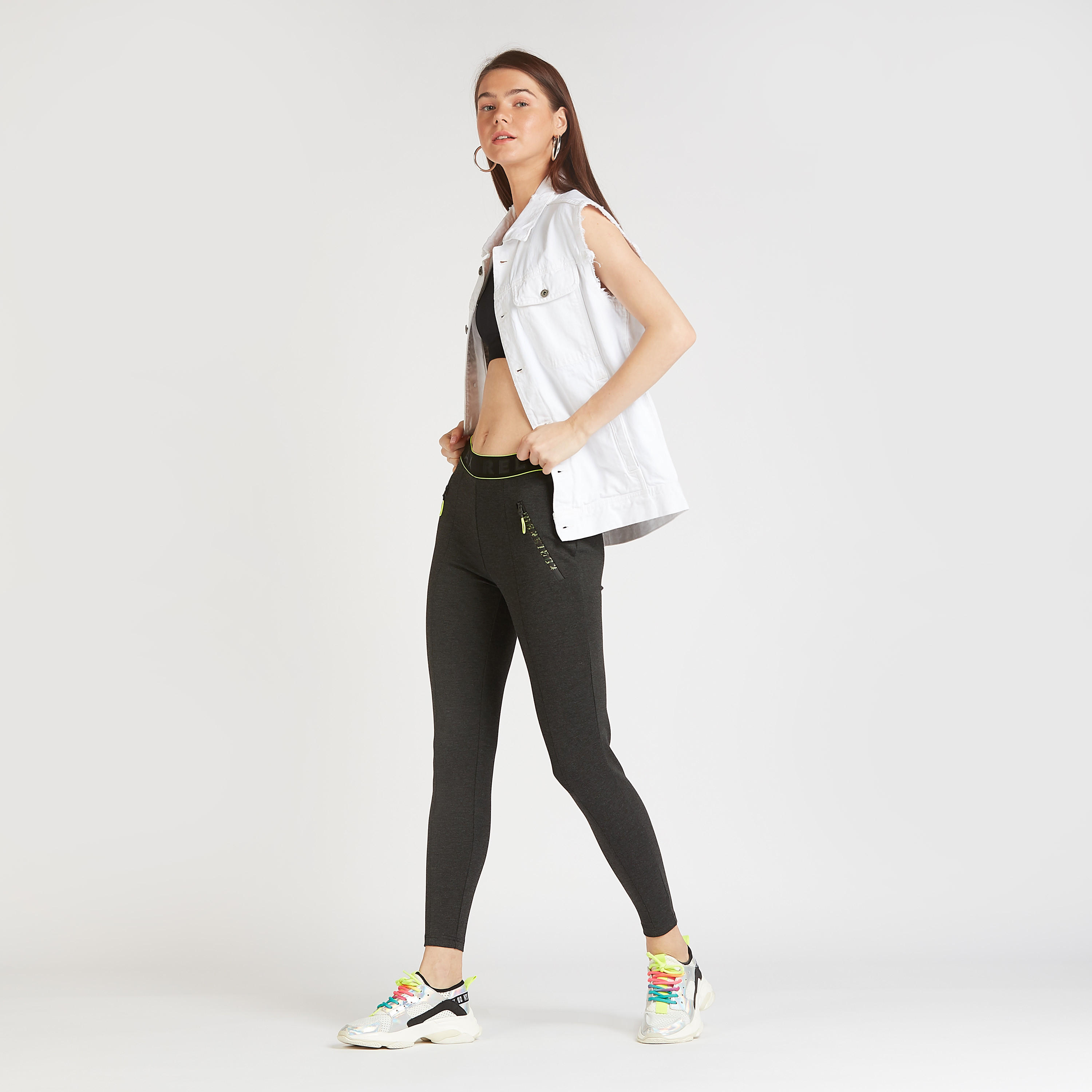 بنطلون ليقنز سادة بطبعات وخصر مطّاطي من آيكونيك-women-clothing-bottoms-leggings-image-2