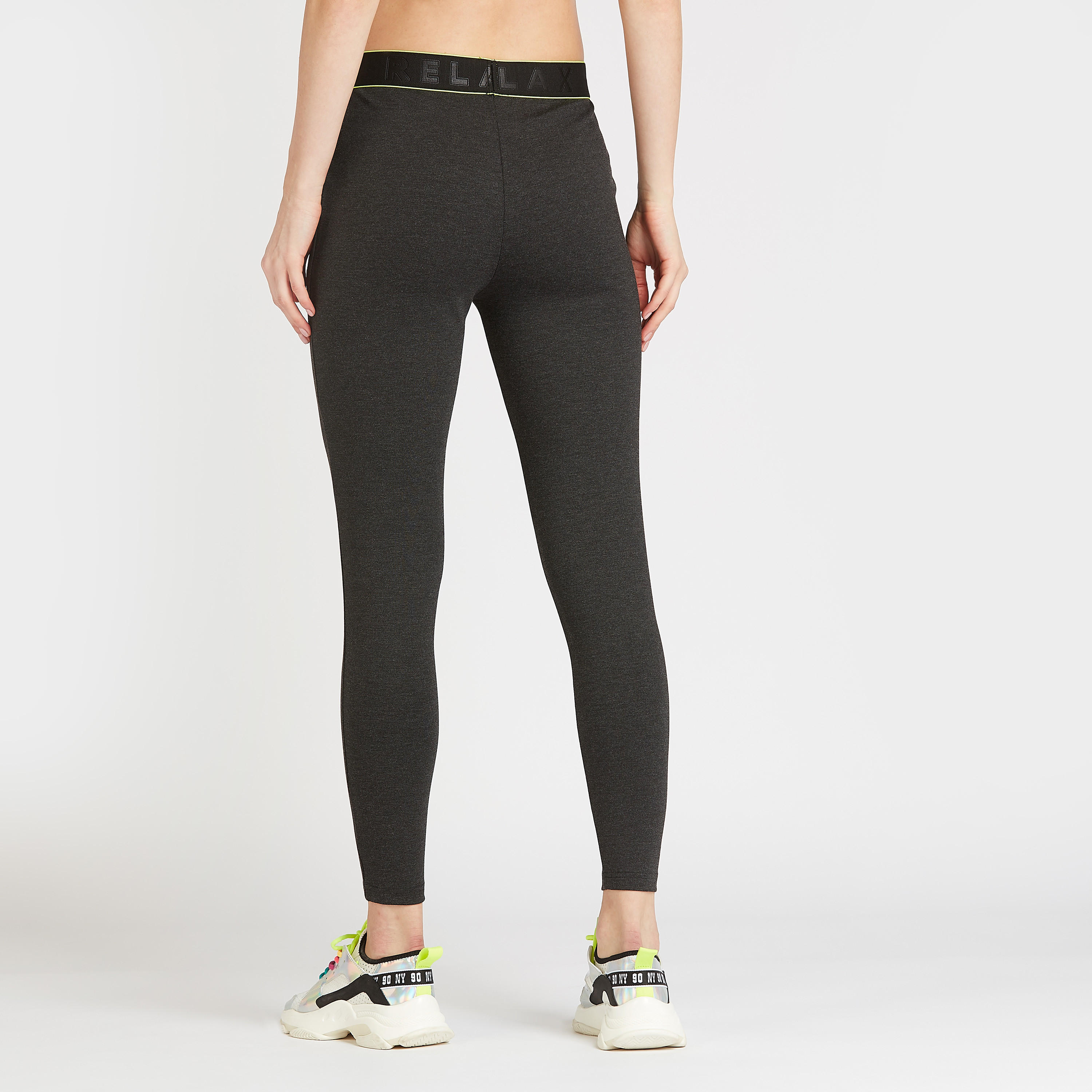 بنطلون ليقنز سادة بطبعات وخصر مطّاطي من آيكونيك-women-clothing-bottoms-leggings-image-4