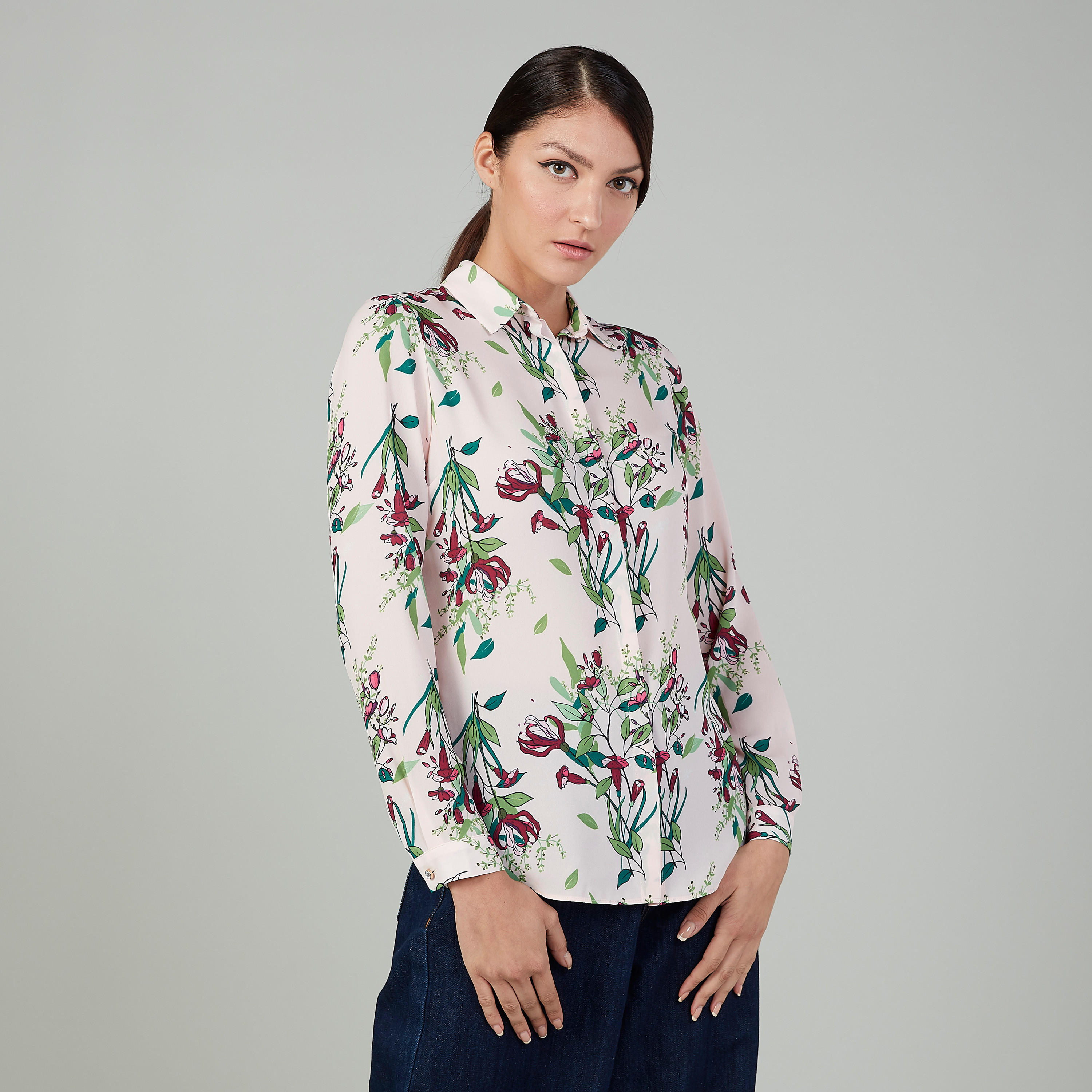 قميص بأكمام طويلة وأزرار مخفية وطبعات من آيكونيك-women-clothing-shirtsandblouses-shirts-image-1