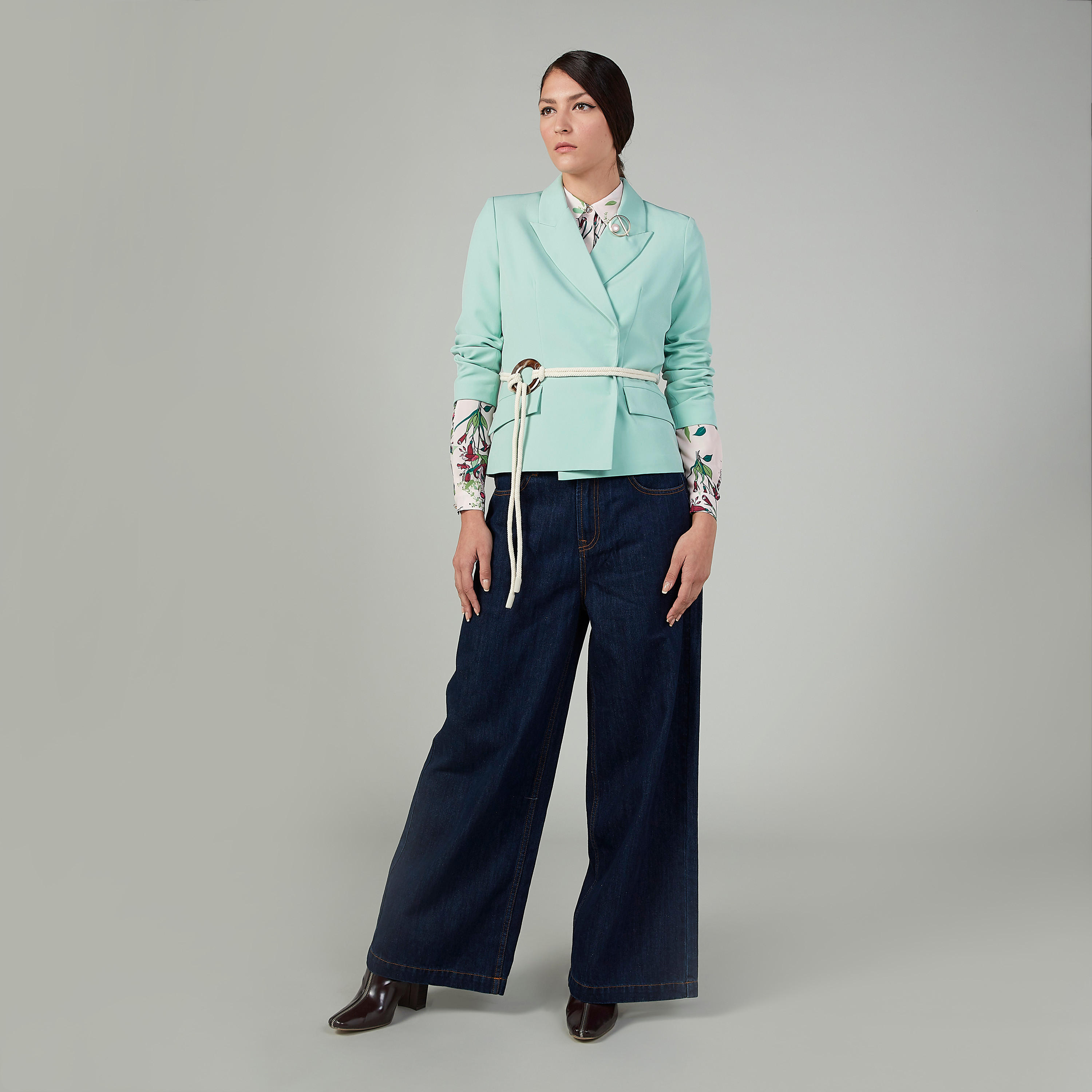 قميص بأكمام طويلة وأزرار مخفية وطبعات من آيكونيك-women-clothing-shirtsandblouses-shirts-image-2