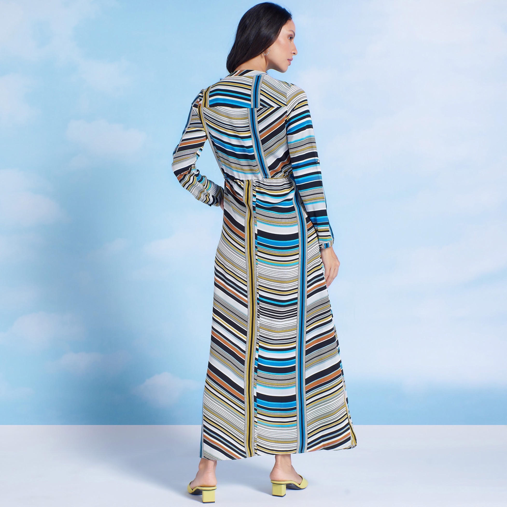 فستان طويل إيه لاين مخطط بأكمام طويلة وأربطة من آيكونيك-women-clothing-dresses-image-5