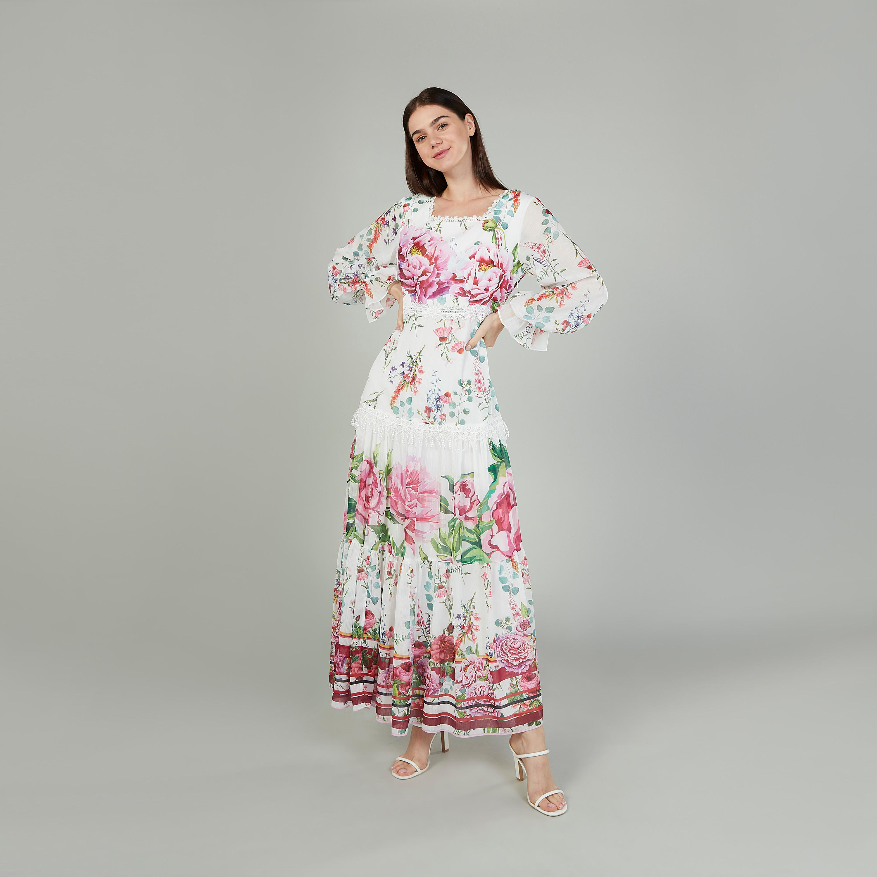 فستان طويل بأكمام طويلة وتفاصيل دانتيل وطبعات زهرية من آيكونيك-women-clothing-dresses-image-2