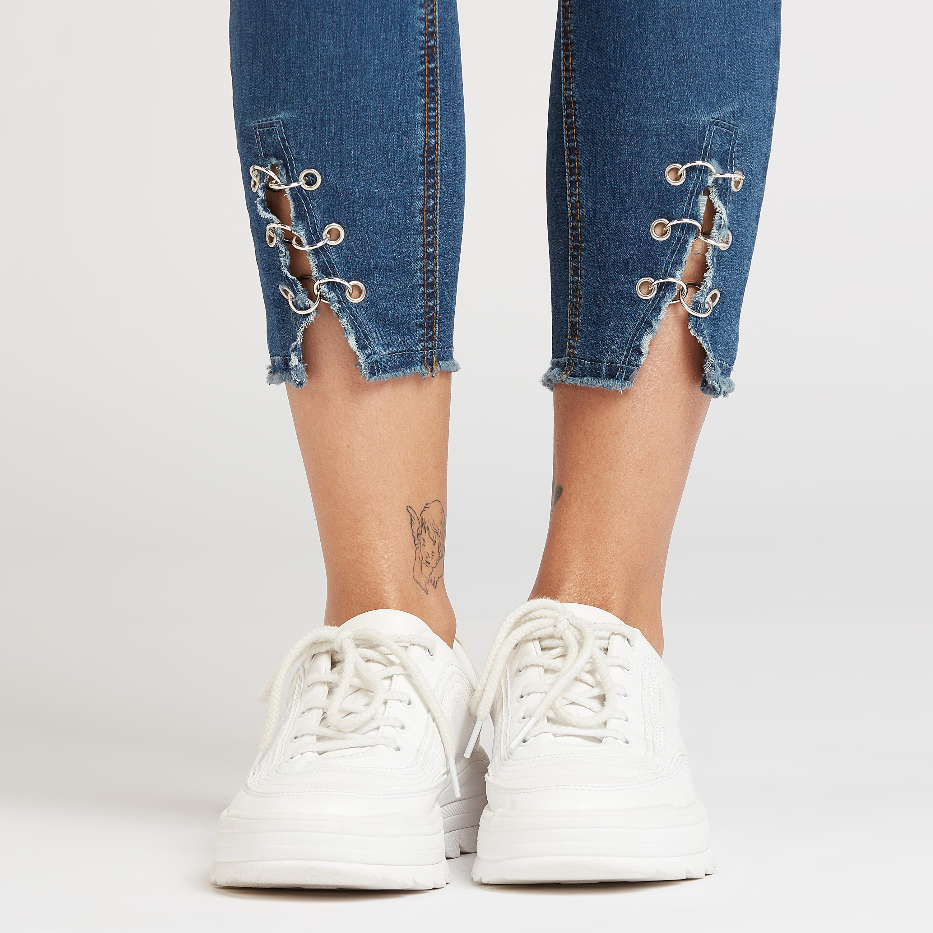 بنطلون جينز قصير واسع بخصر مرتفع بارز الملمس بجيوب من آيكونيك-women-clothing-bottoms-jeans-image-5