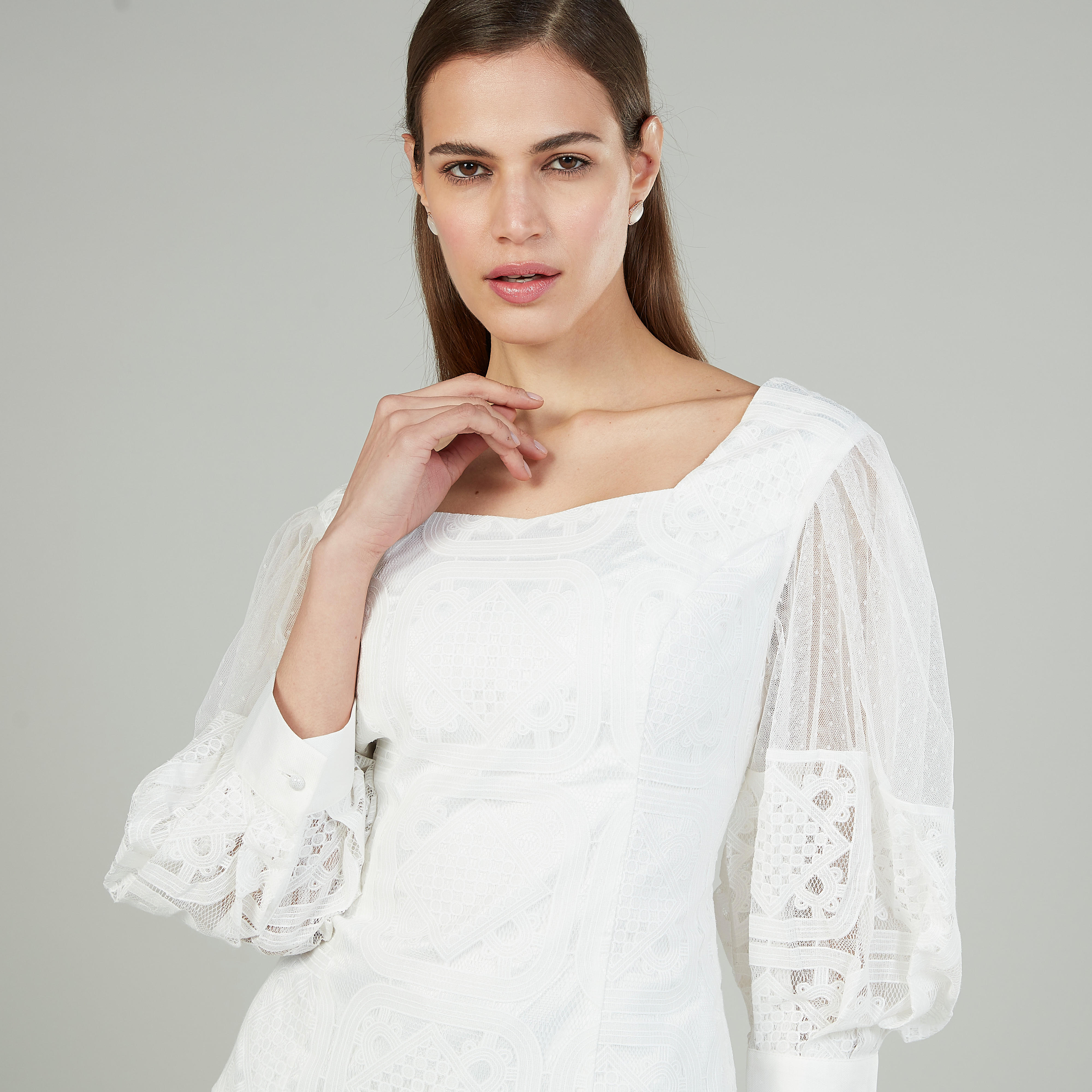 بلوزة بارزة الملمس بياقة قارب وأكمام 3/4 من آيكونيك-women-clothing-shirtsandblouses-blouses-image-3