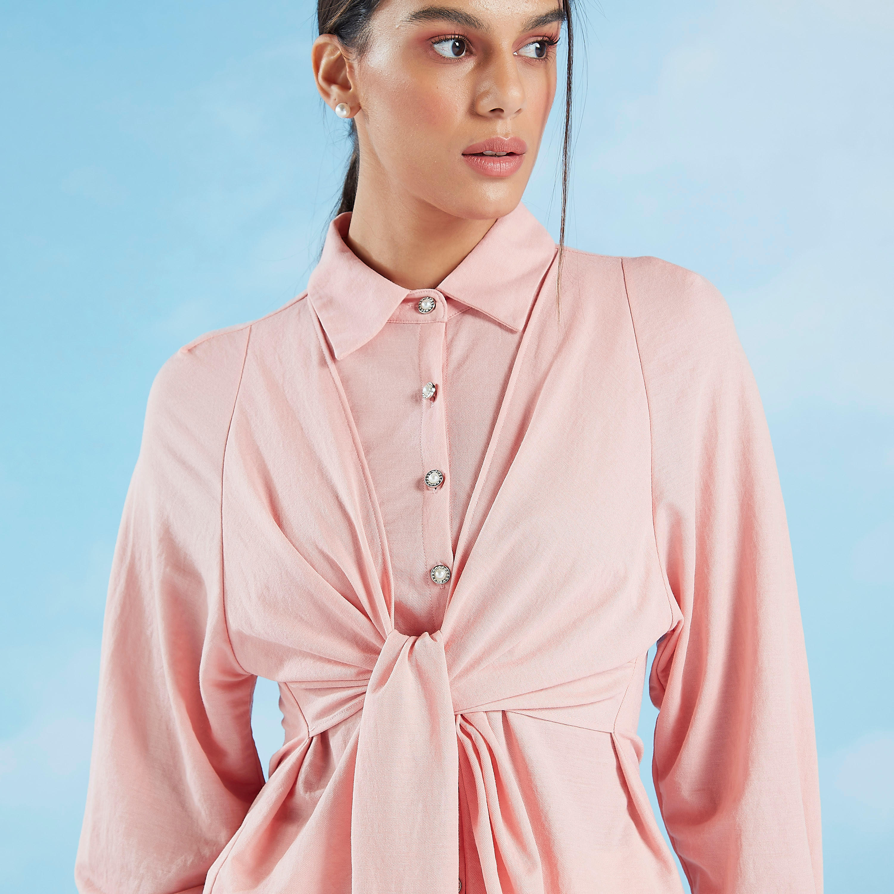 بلوزة سادة بأكمام طويلة وأربطة من آيكونيك-women-clothing-tshirts-image-2