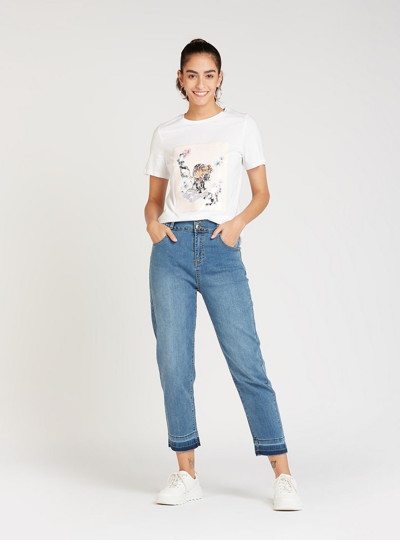 بنطلون جينز قصير واسع مع تفاصيل جيوب وخصر مرتفع من آيكونيك-women-clothing-bottoms-jeans-image-2