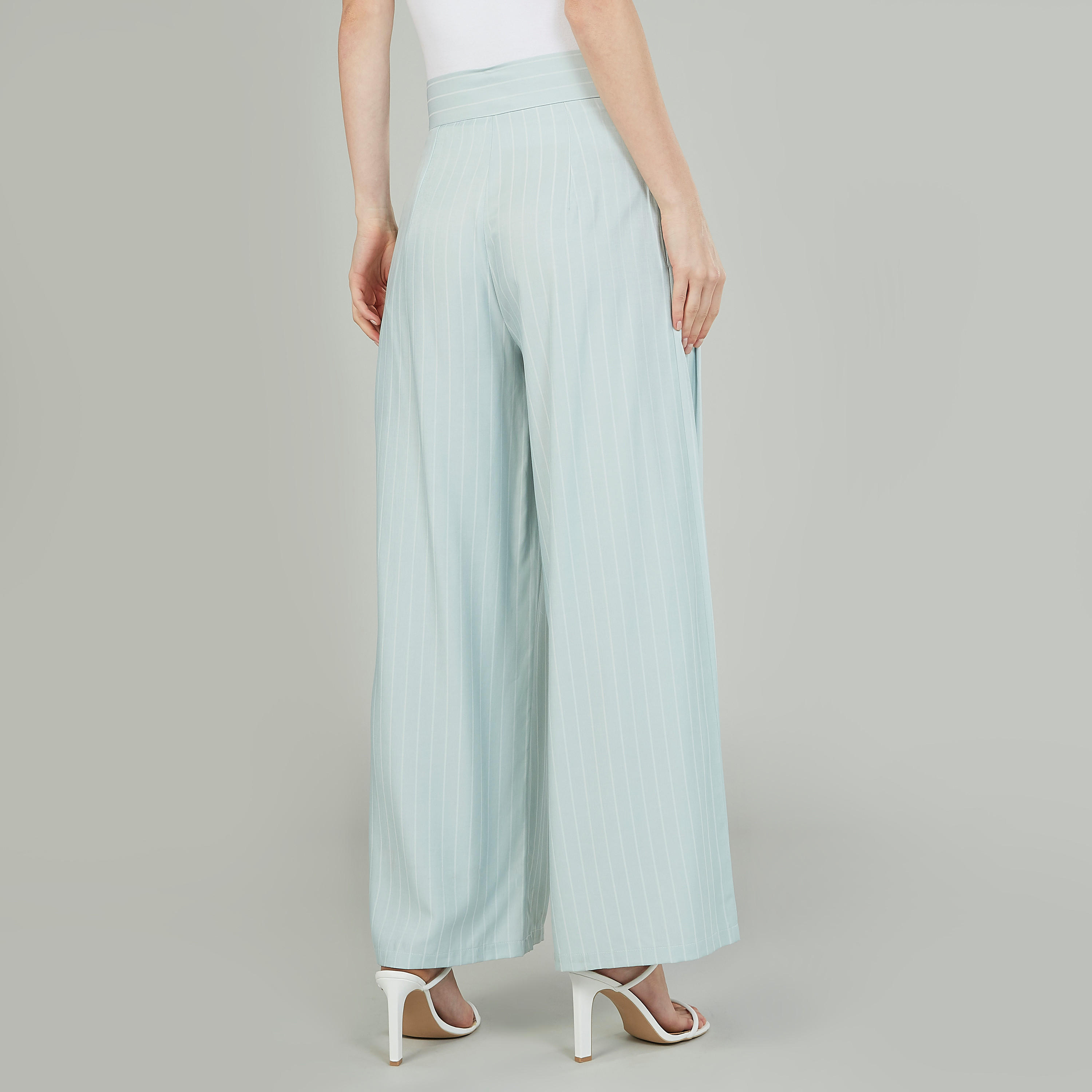 بنطلون بلازو مخطط بتفاصيل جيوب من آيكونيك-women-clothing-bottoms-trousers-image-4
