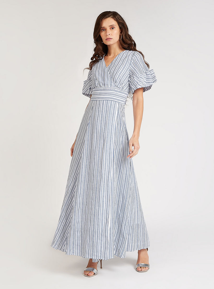فستان إيه لاين طويل مخطط بياقة V وأكمام مكشكشة من آيكونيك-women-clothing-dresses-image-1