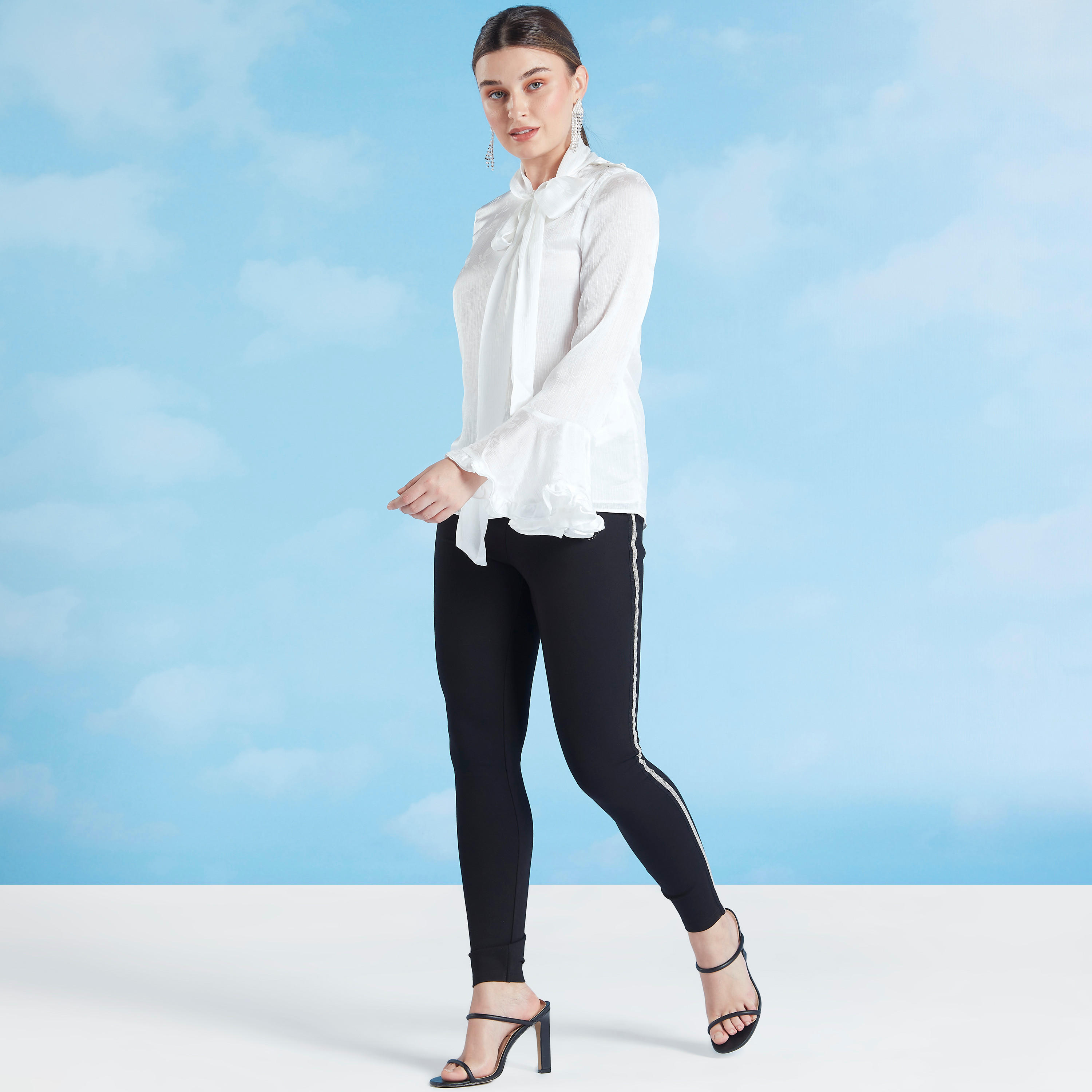 بنطلون ليقنز سادة متوسط الارتفاع و تفاصيل شريط من أيكونيك-women-clothing-bottoms-leggings-image-2