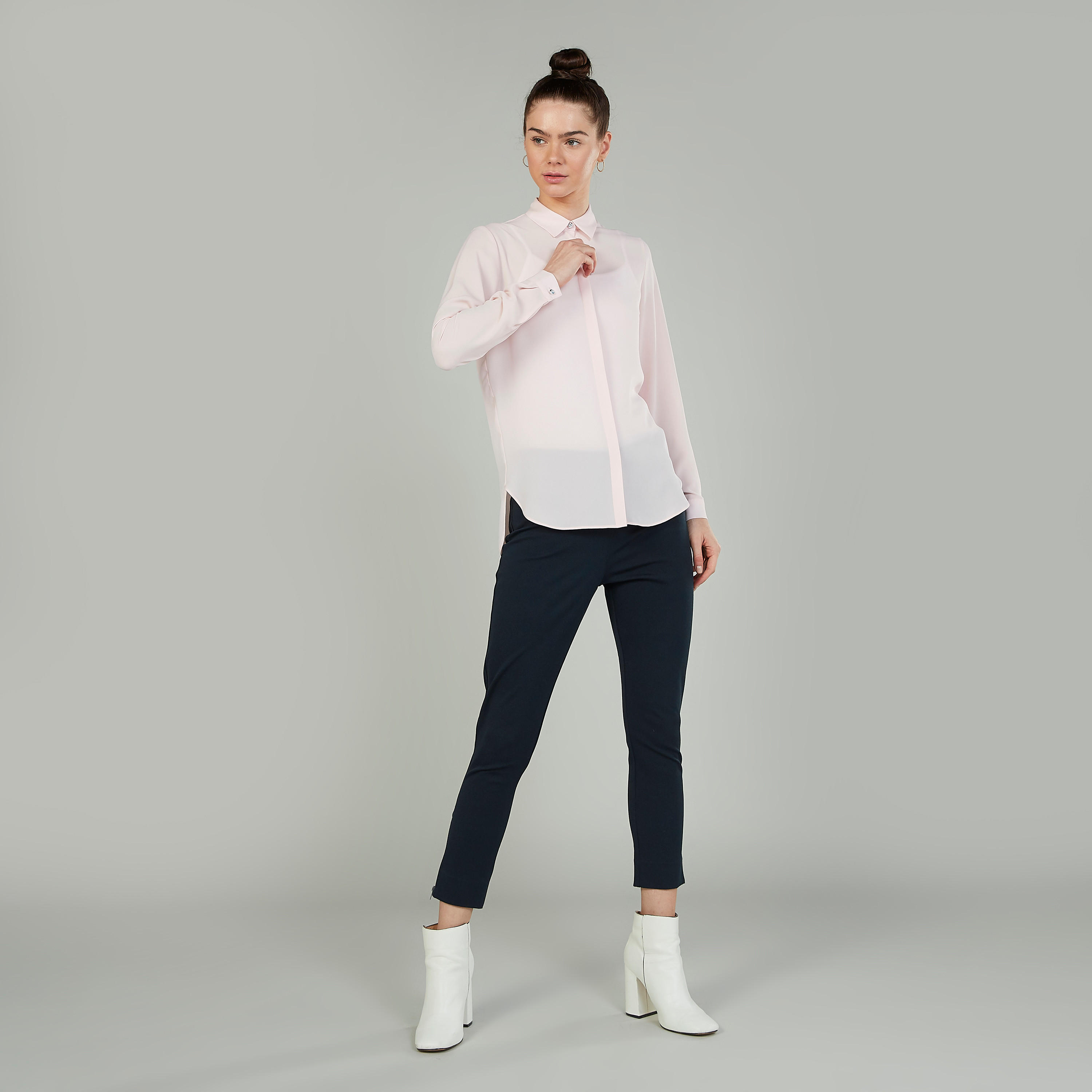 Iconic Plain Shirt with Spread Collar and Long Sleeves-women-clothing-shirtsandblouses-shirts-image-2