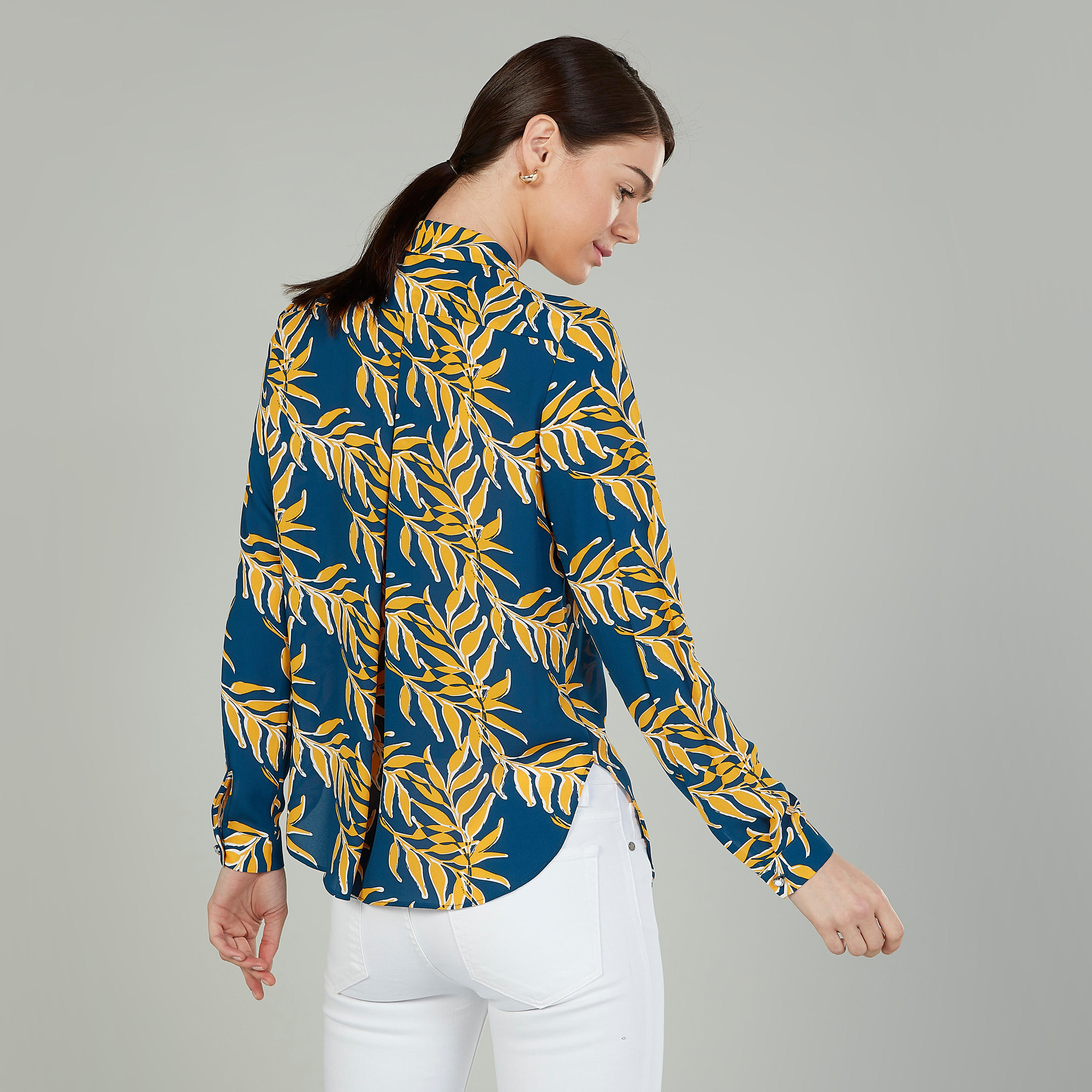 بلوزة بياقة عاديّة وأكمام طويلة من آيكونيك-women-clothing-shirtsandblouses-blouses-image-1