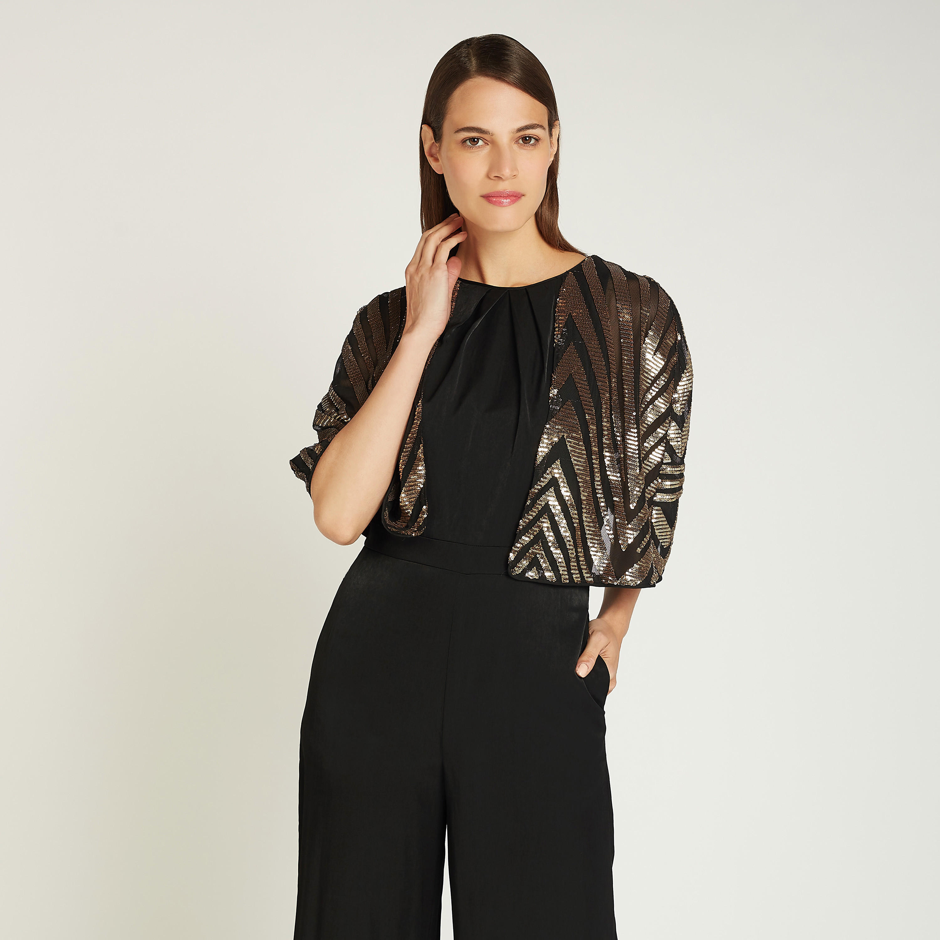 أفرول بياقة قارب و بتفاصيل حيوب و ترتر من آيكونيك-women-clothing-jumpsuits-image-2