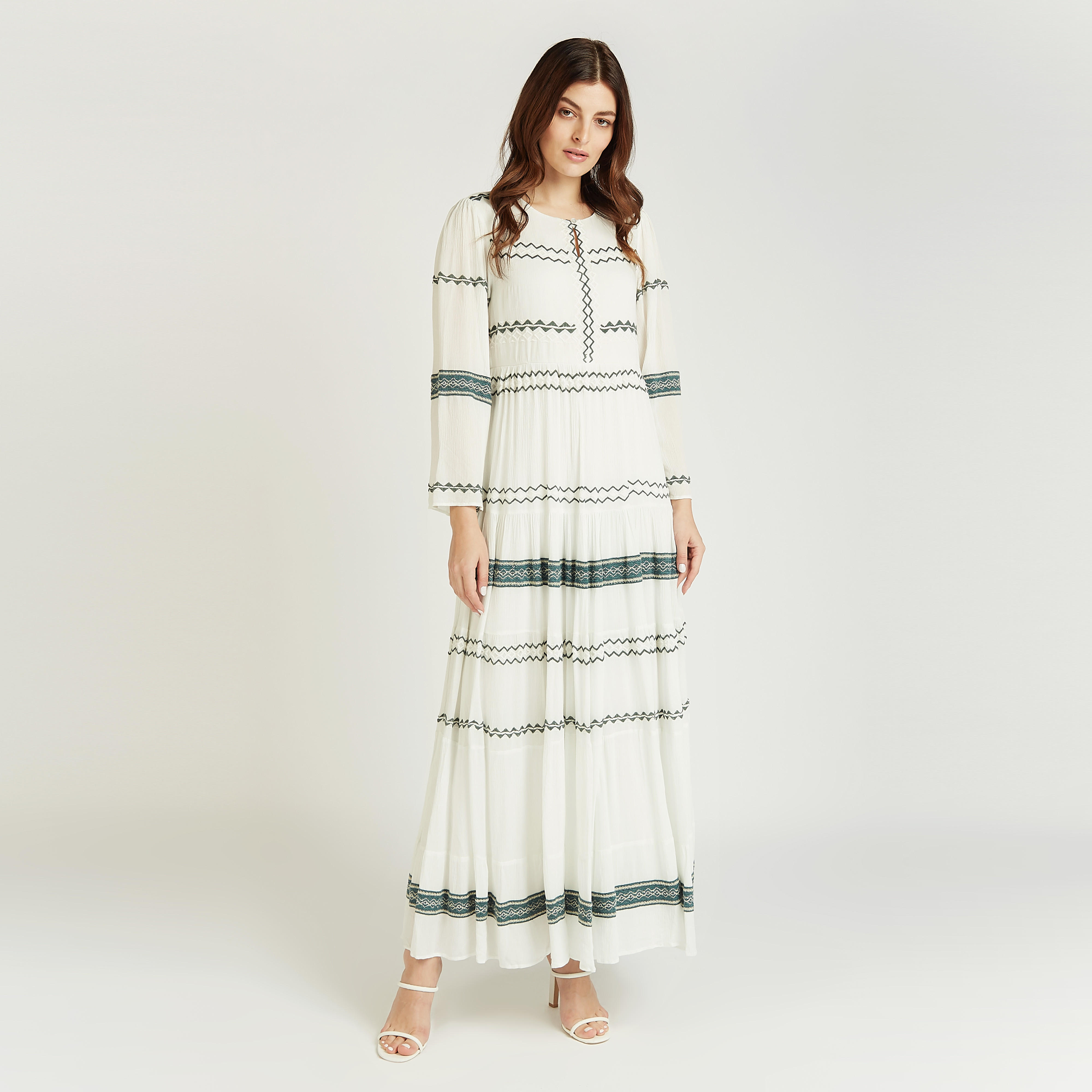 فستان إيه لاين طويل مطرّز بأكمام طويلة من آيكونيك-women-clothing-dresses-image-1