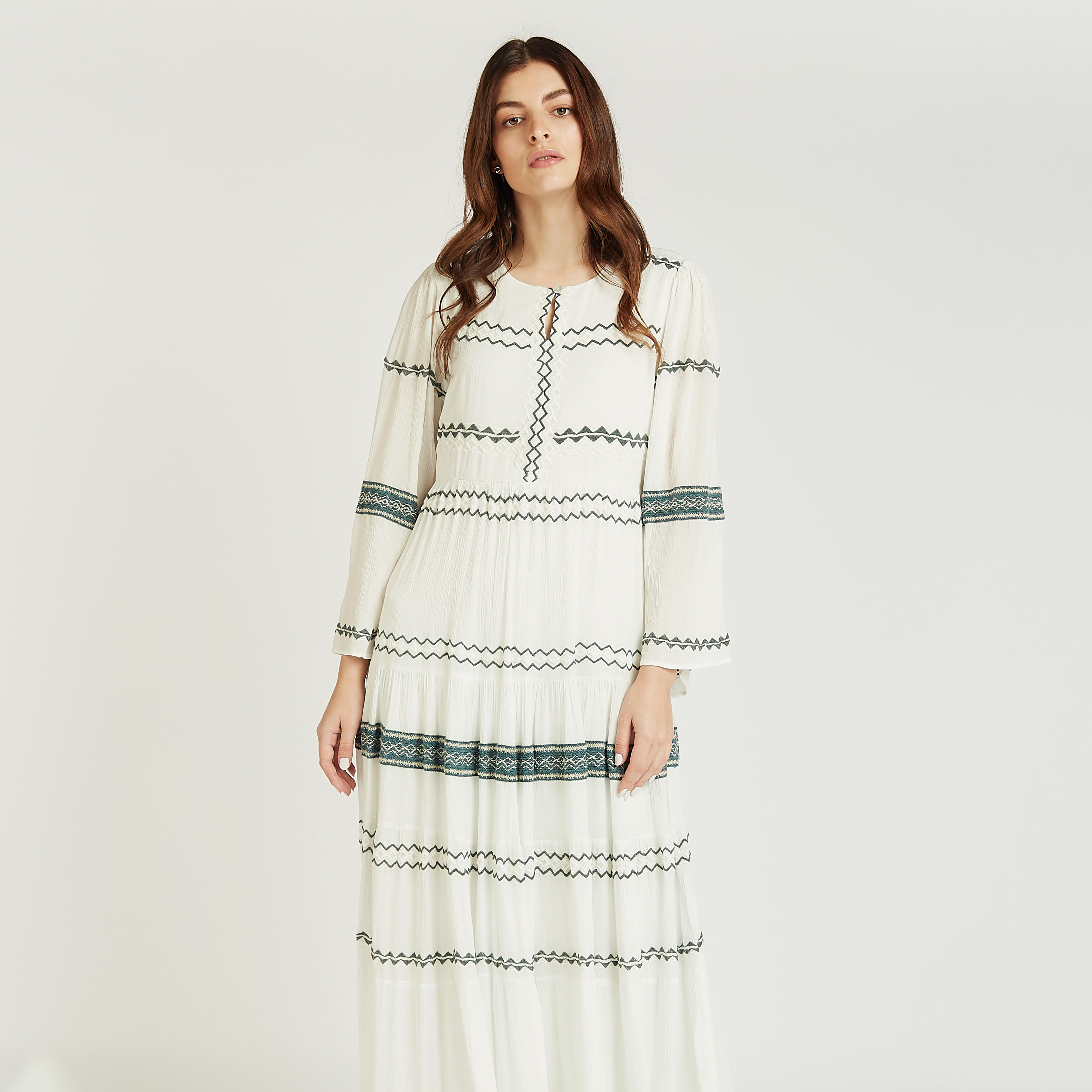 فستان إيه لاين طويل مطرّز بأكمام طويلة من آيكونيك-women-clothing-dresses-image-2