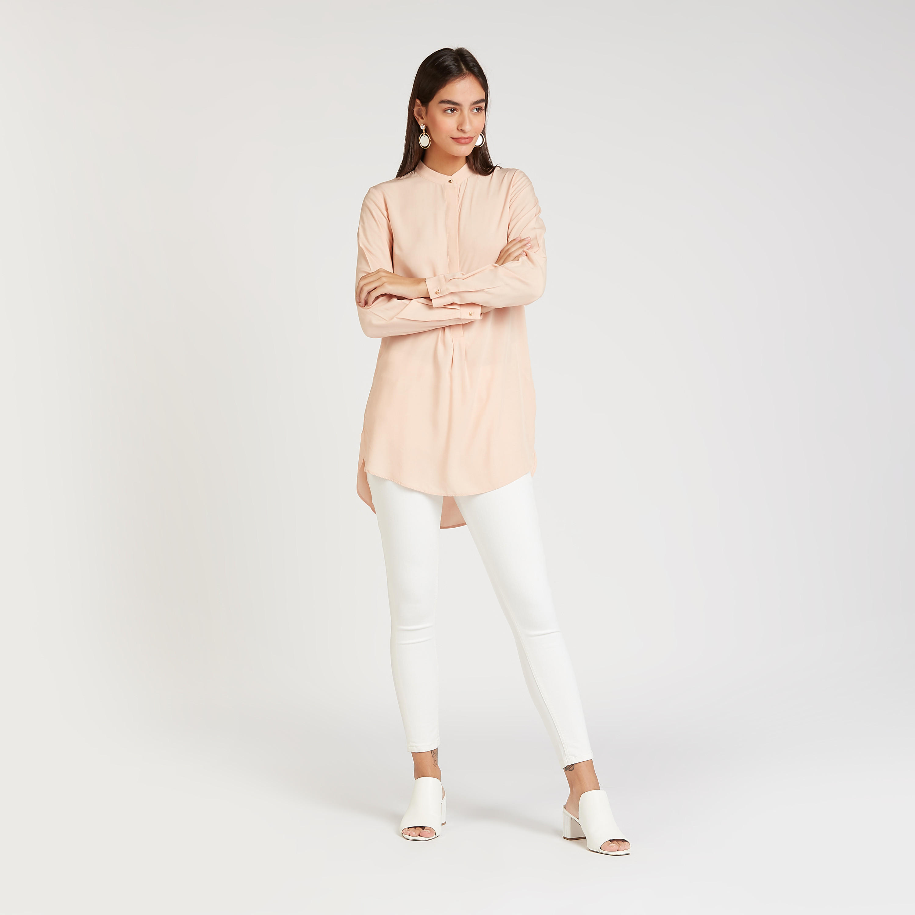 قميص سادة بياقة ماندارين وأكمام طويلة من آيكونيك-women-clothing-shirtsandblouses-blouses-image-3
