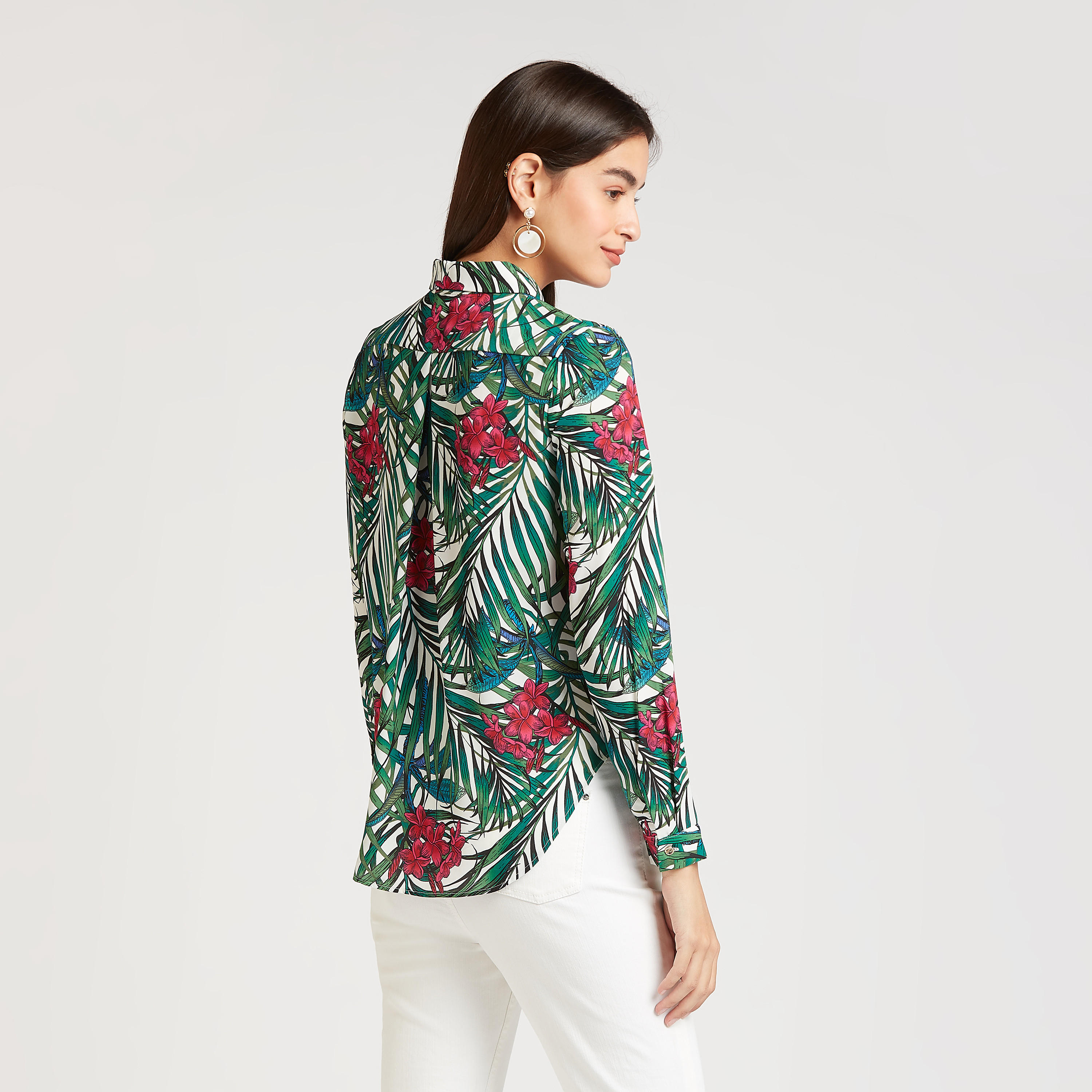 بلوزة بياقة عادية وأكمام طويلة وطبعات أزهار من آيكونيك-women-clothing-shirtsandblouses-blouses-image-4