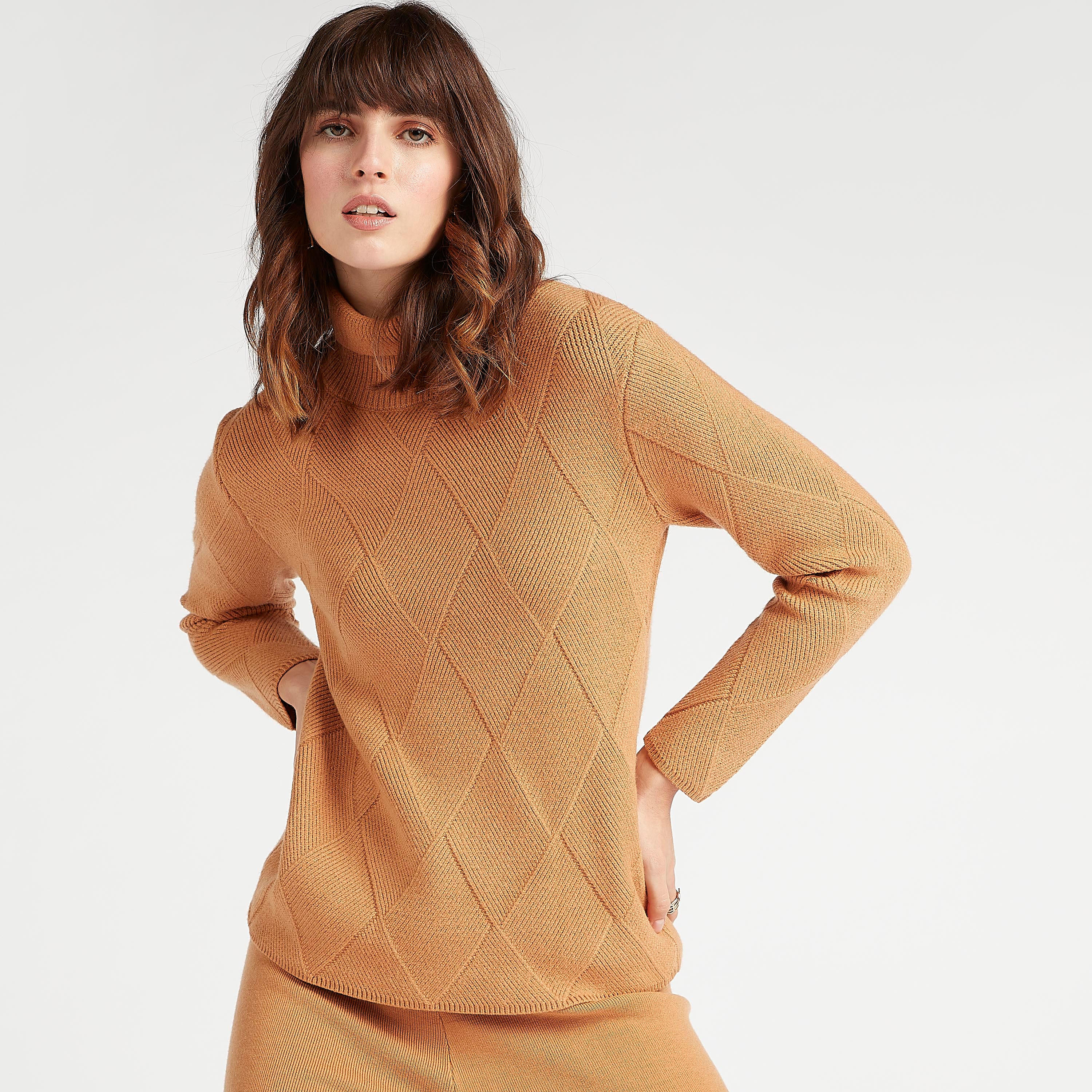 كنزة مستدامة بارزة الملمس بياقة عالية وأكمام طويلة من آيكونيك-women-clothing-cardigansandjumpers-jumpers-image-1