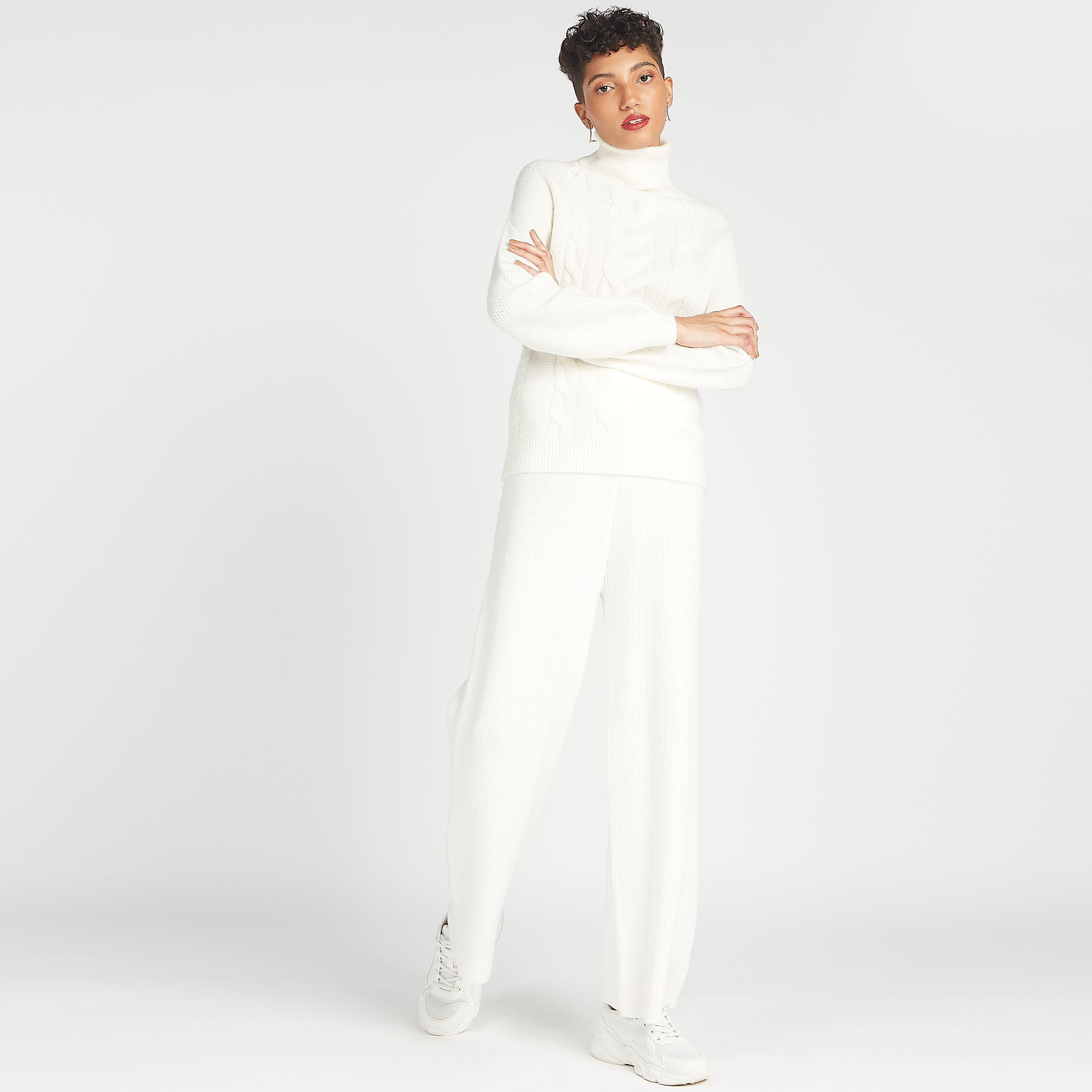 كنزة مستدامة بياقة عالية وغرز متداخلة وأكمام طويلة من آيكونيك-women-clothing-cardigansandjumpers-jumpers-image-2