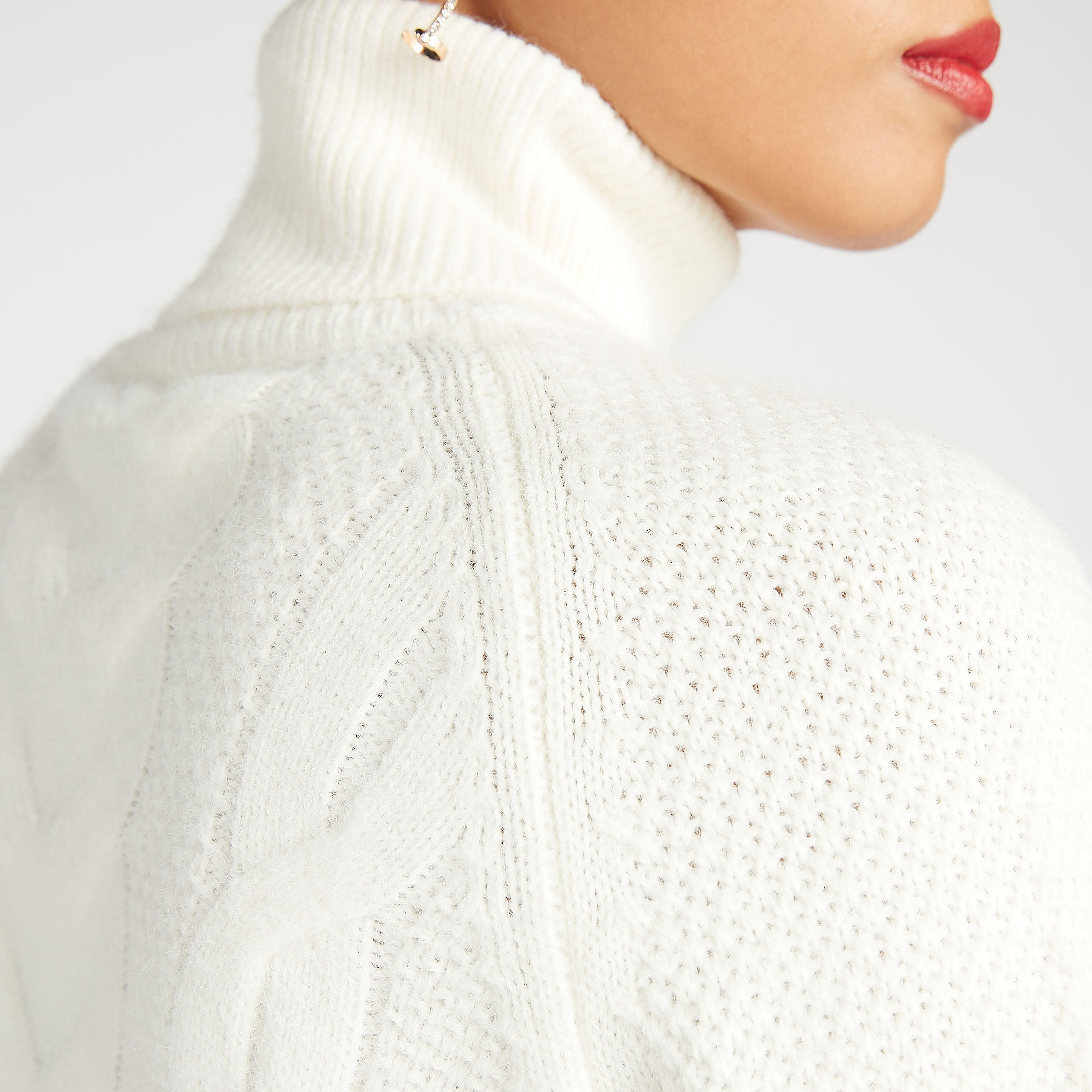 كنزة مستدامة بياقة عالية وغرز متداخلة وأكمام طويلة من آيكونيك-women-clothing-cardigansandjumpers-jumpers-image-5