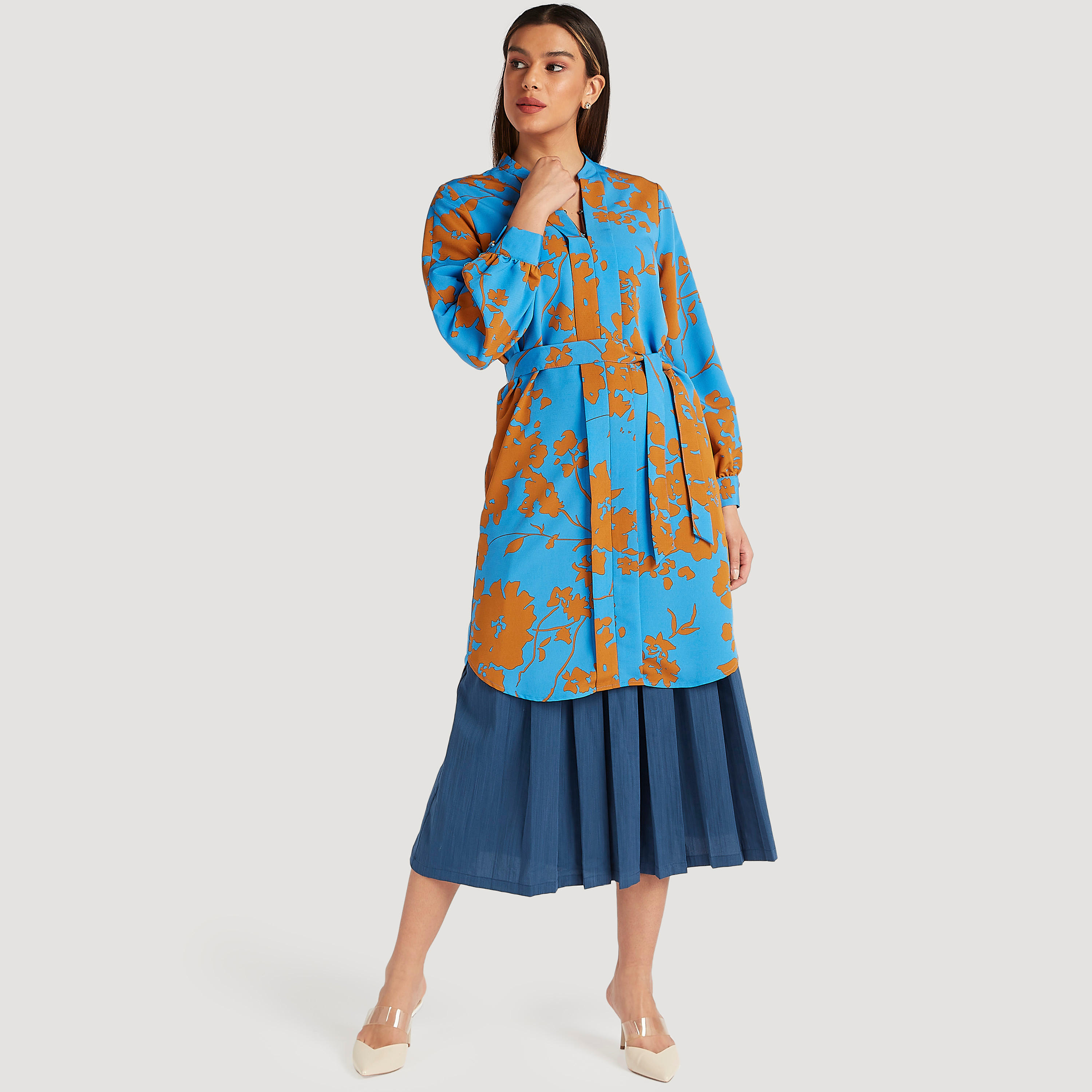 تونيك بطبعات أزهار وياقة ماندارين وجيوب من آيكونيك-women-clothing-shirtsandblouses-blouses-image-1